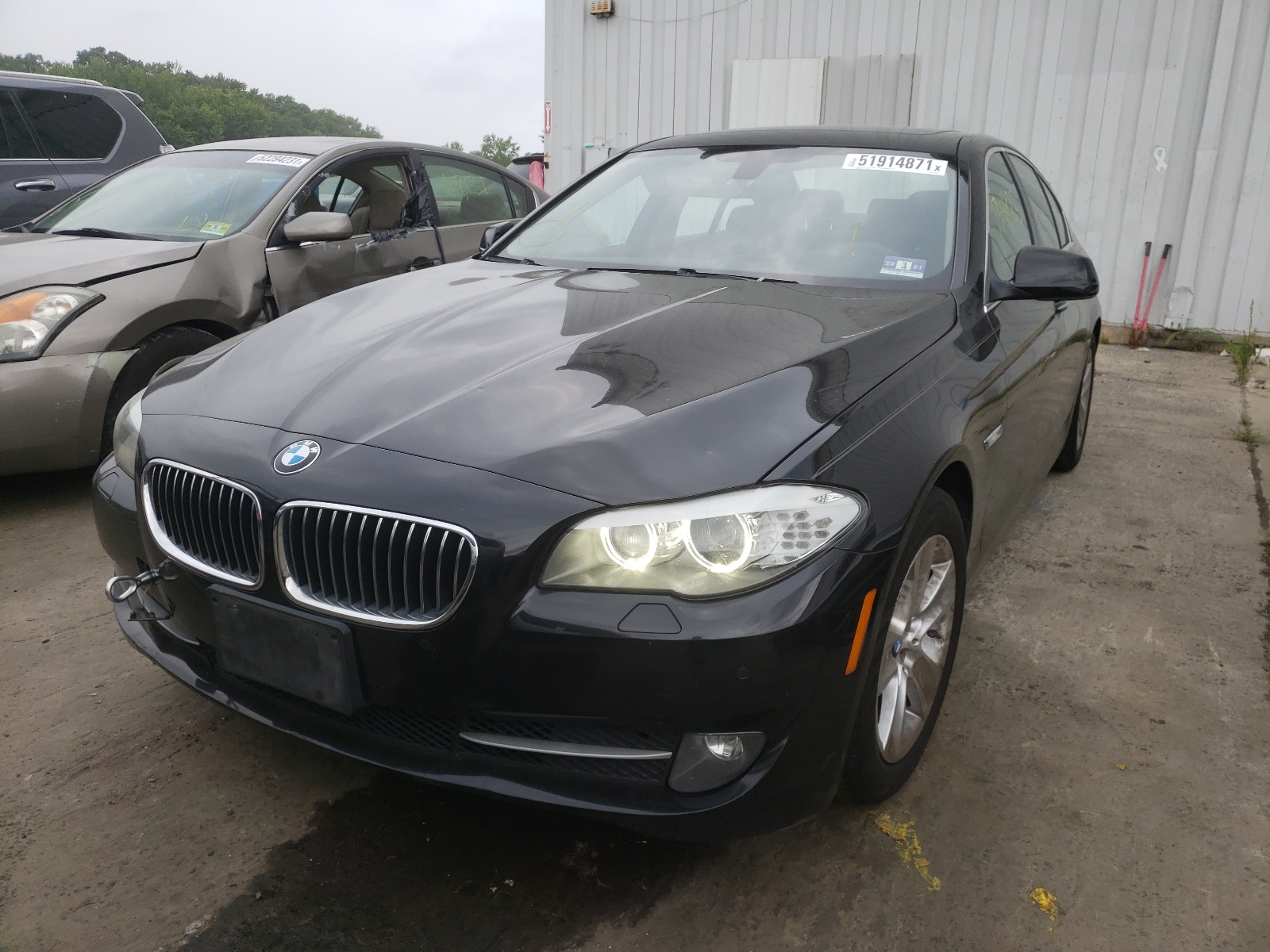 Photo 2 from auction – 2013 BMW 528 XI with VIN WBAXH5C51DDW12425