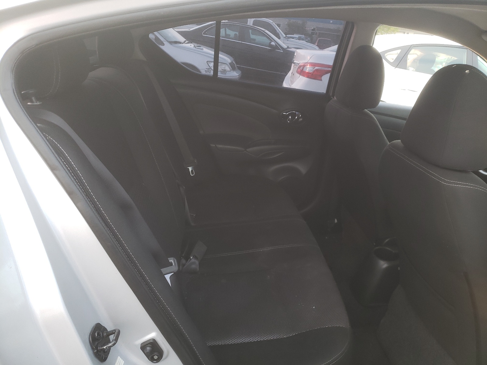 Photo 6 from auction – 2017 NISSAN VERSA S with VIN 3N1CN7AP9HL855977