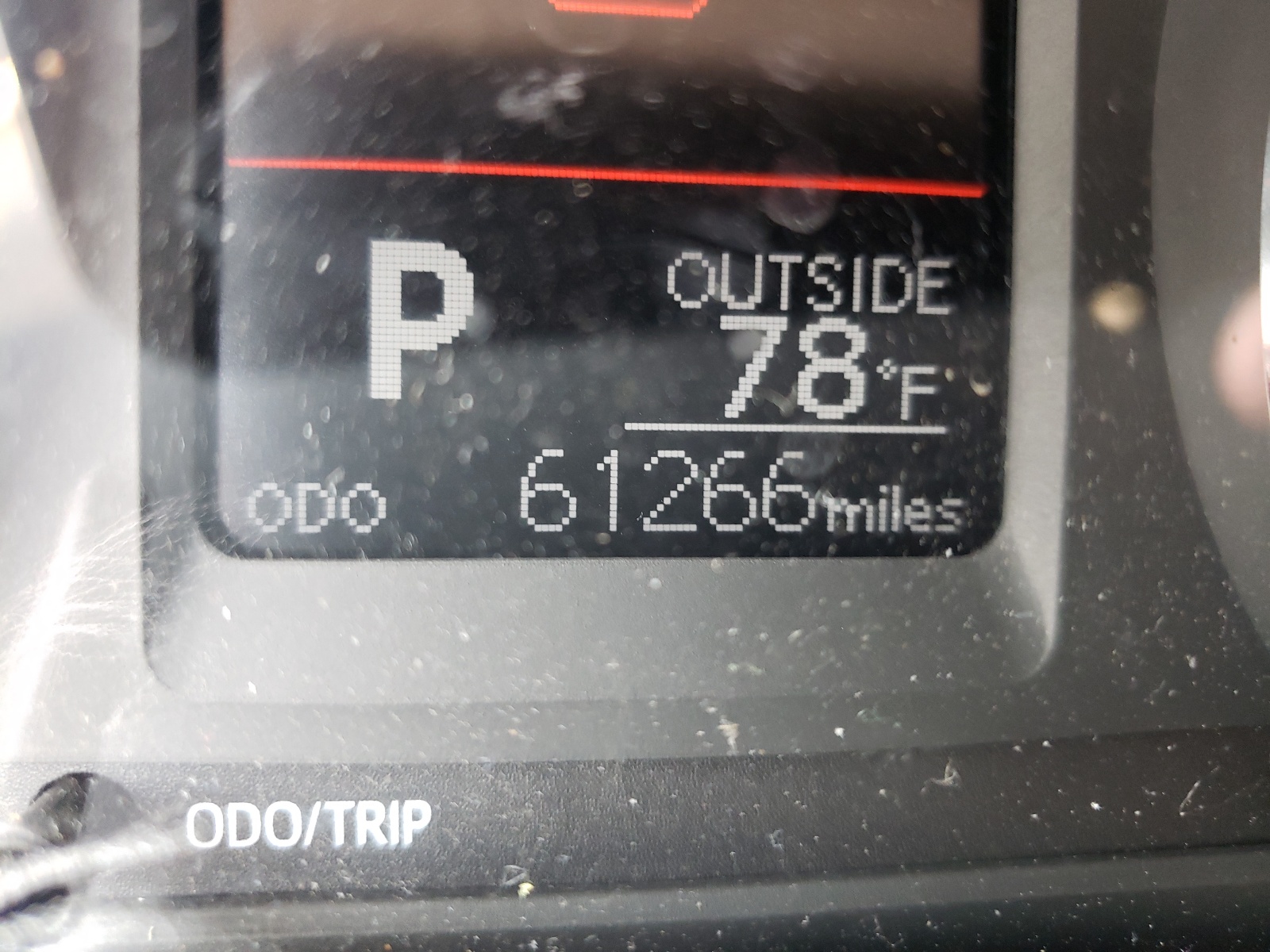 Photo 8 from auction – 2017 TOYOTA COROLLA L with VIN 5YFBURHE0HP660056