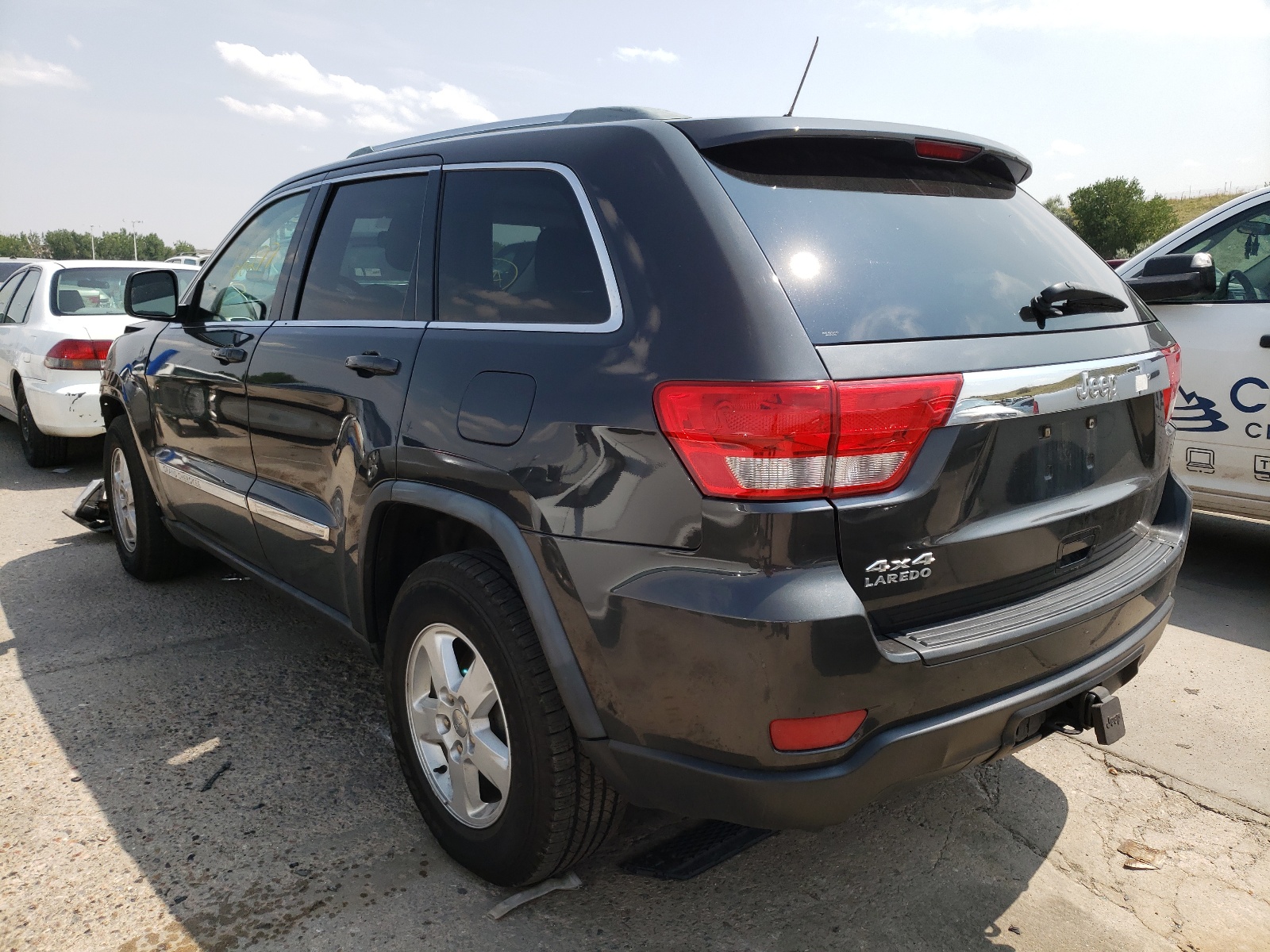 Photo 3 from auction – 2011 JEEP GRAND CHER with VIN 1J4RR4GG0BC576626