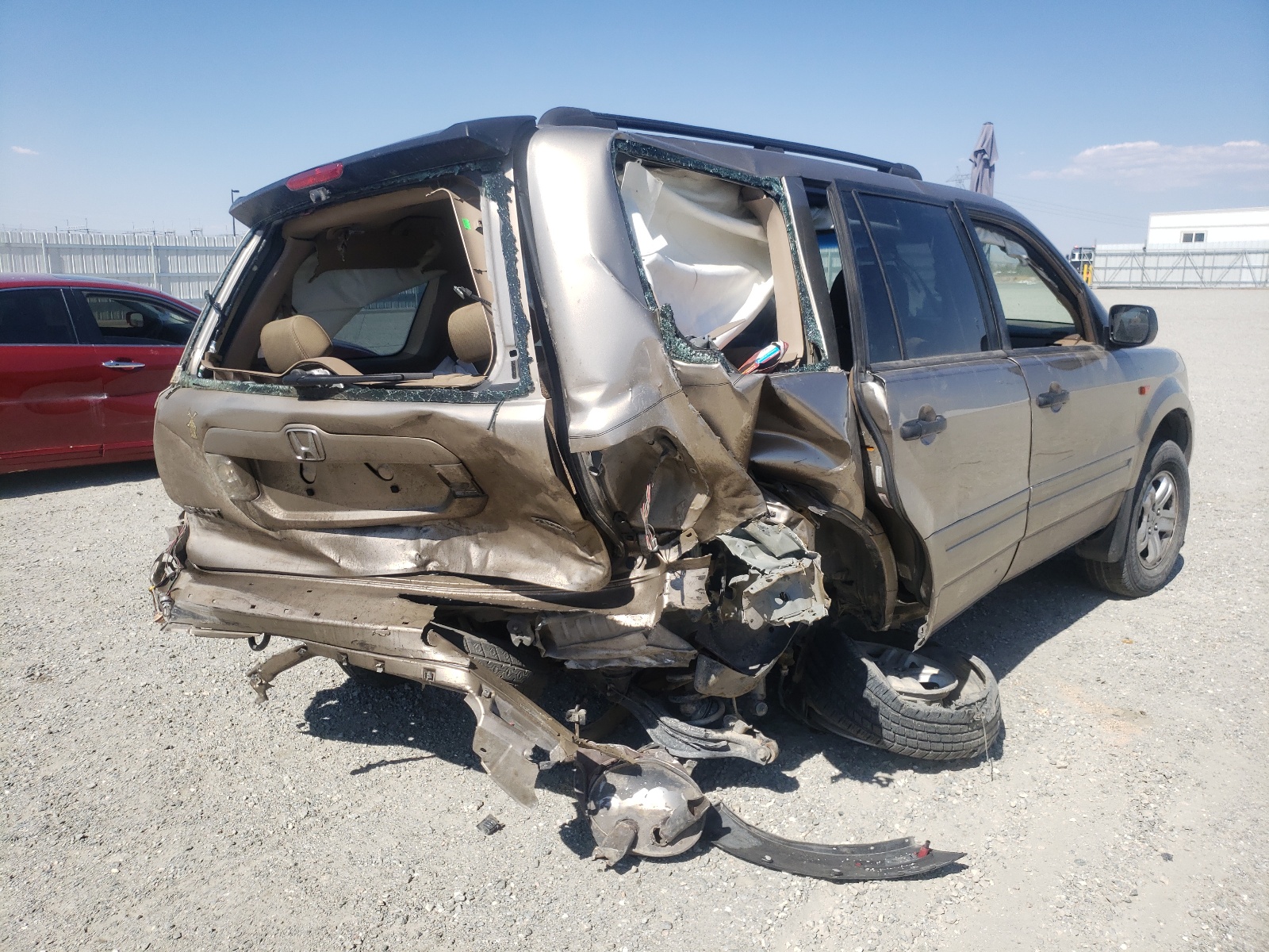Photo 4 from auction – 2007 HONDA PILOT LX with VIN 2HKYF18107H522886