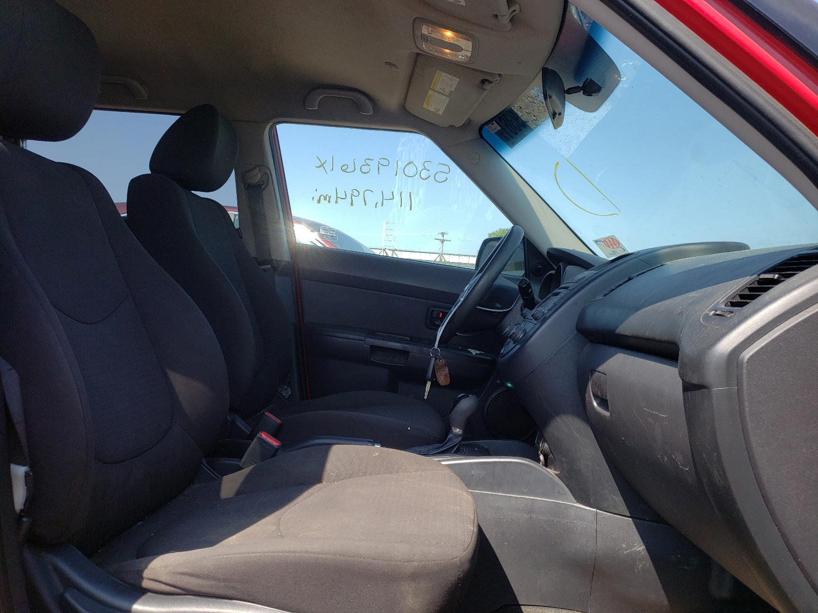 Photo 5 from auction – 2013 KIA SOUL with VIN KNDJT2A56D7514630