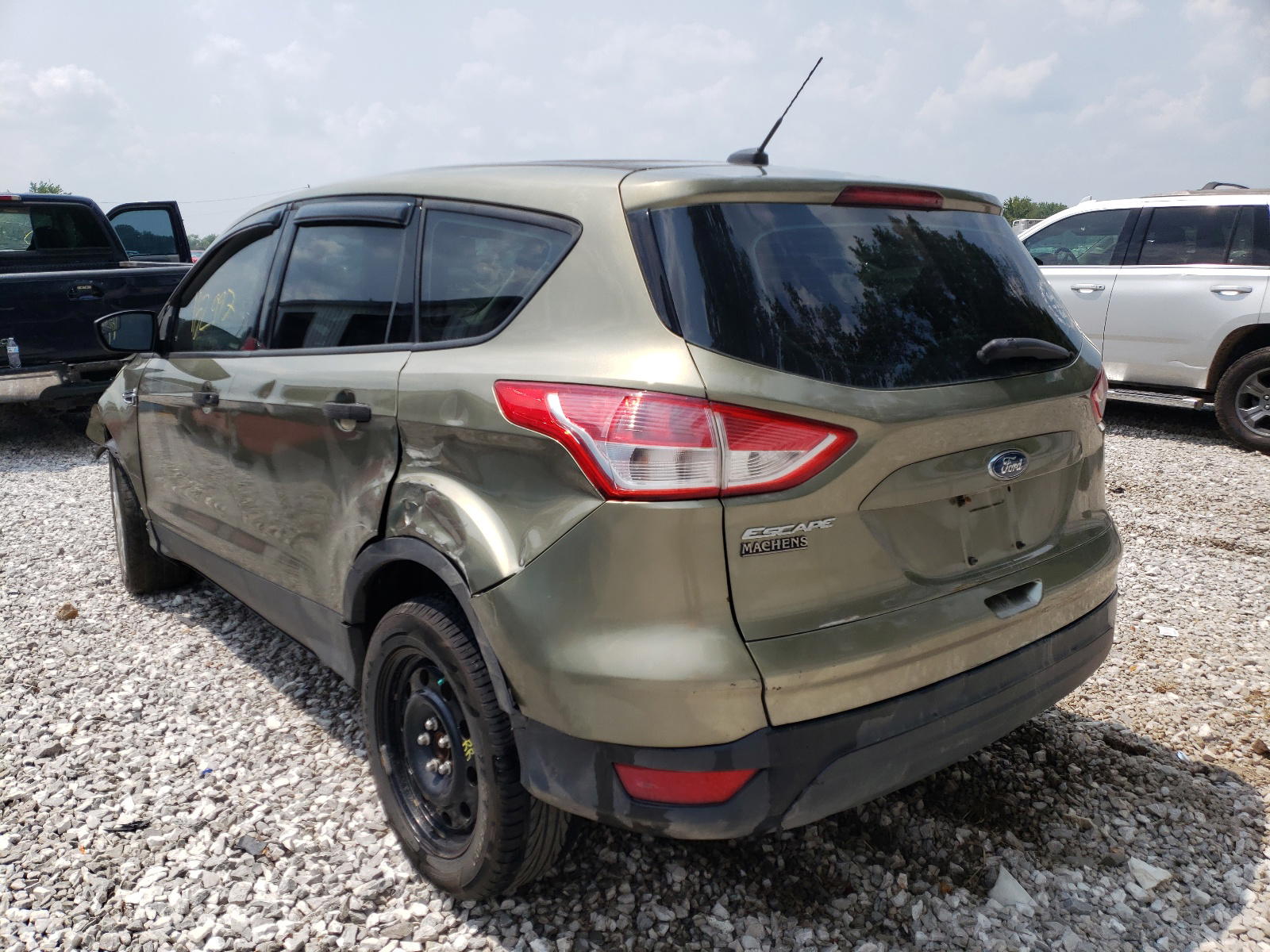 Photo 3 from auction – 2013 FORD ESCAPE S with VIN 1FMCU0F76DUC14541