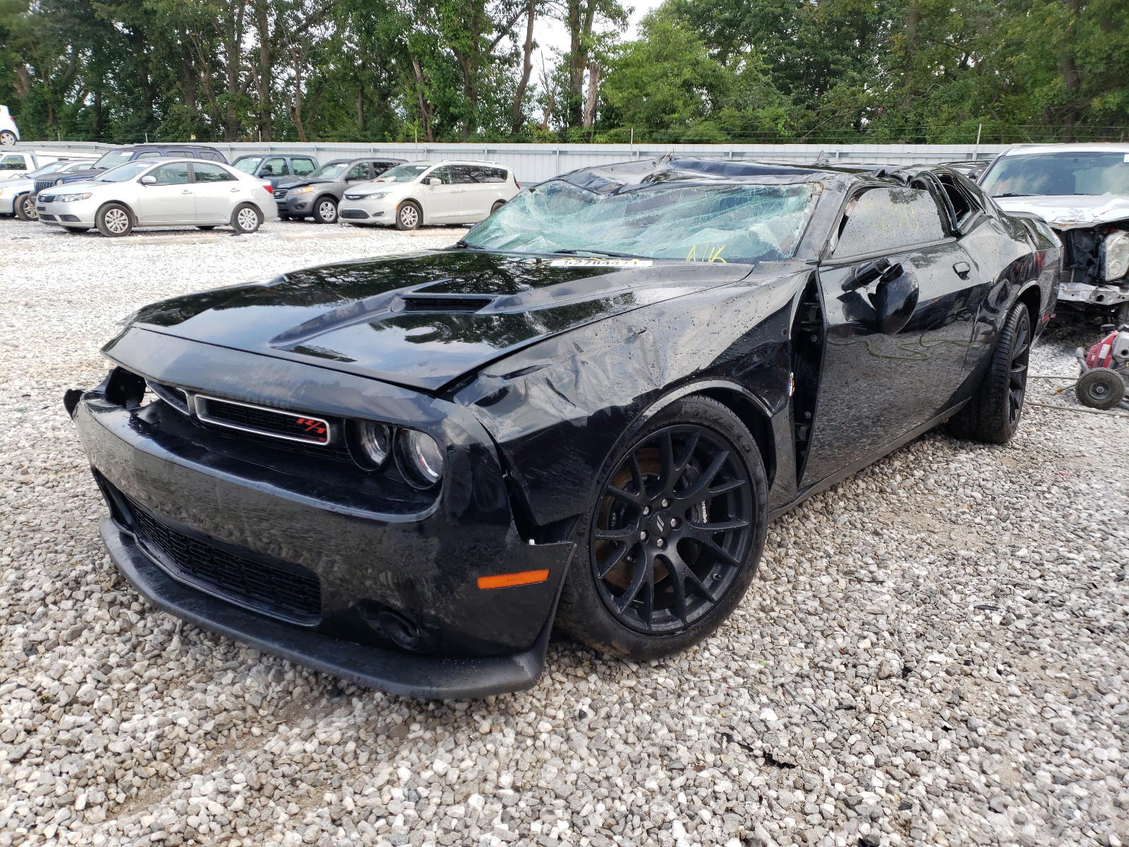 Photo 2 from auction – 2017 DODGE CHALLENGER with VIN 2C3CDZFJ9HH598199