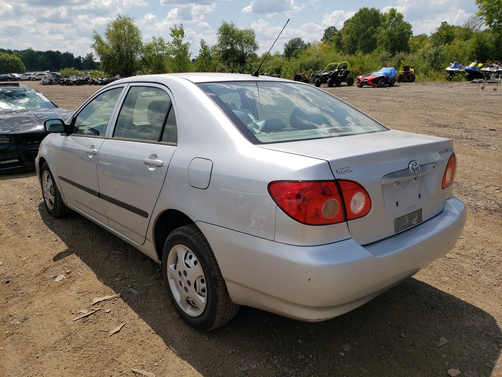 Photo 3 from auction – 2006 TOYOTA COROLLA CE with VIN JTDBR32E160066364