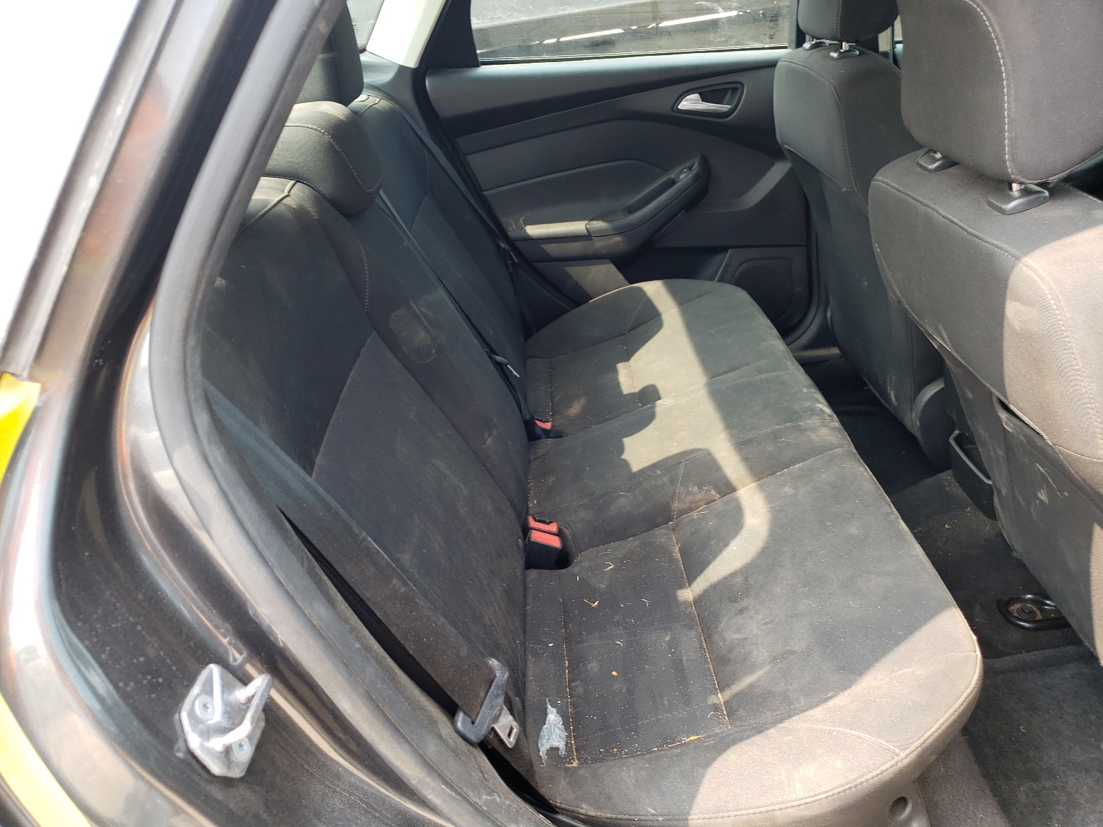 Фото 6 с аукциона – 2018 FORD FOCUS SE с VIN 1FADP3FE1JL204586