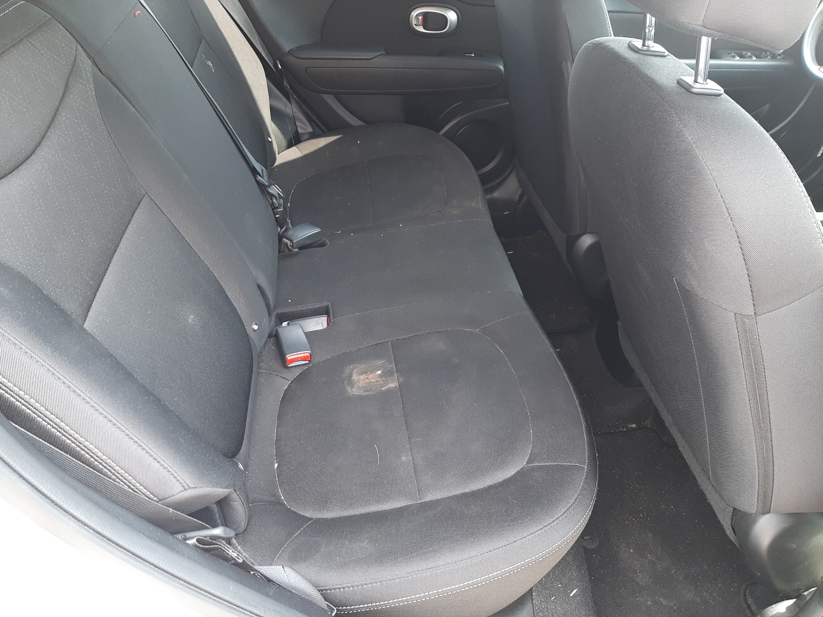 Photo 6 from auction – 2019 KIA SOUL with VIN KNDJN2A2XK7004262