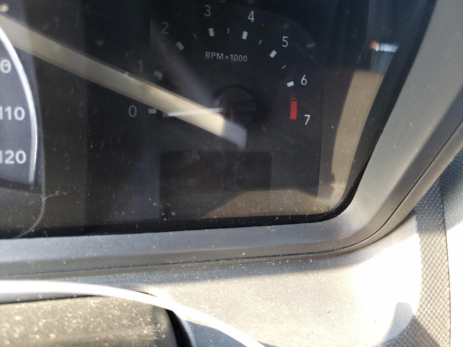 Photo 8 from auction – 2010 DODGE JOURNEY with VIN 3D4PH6FV2AT101612