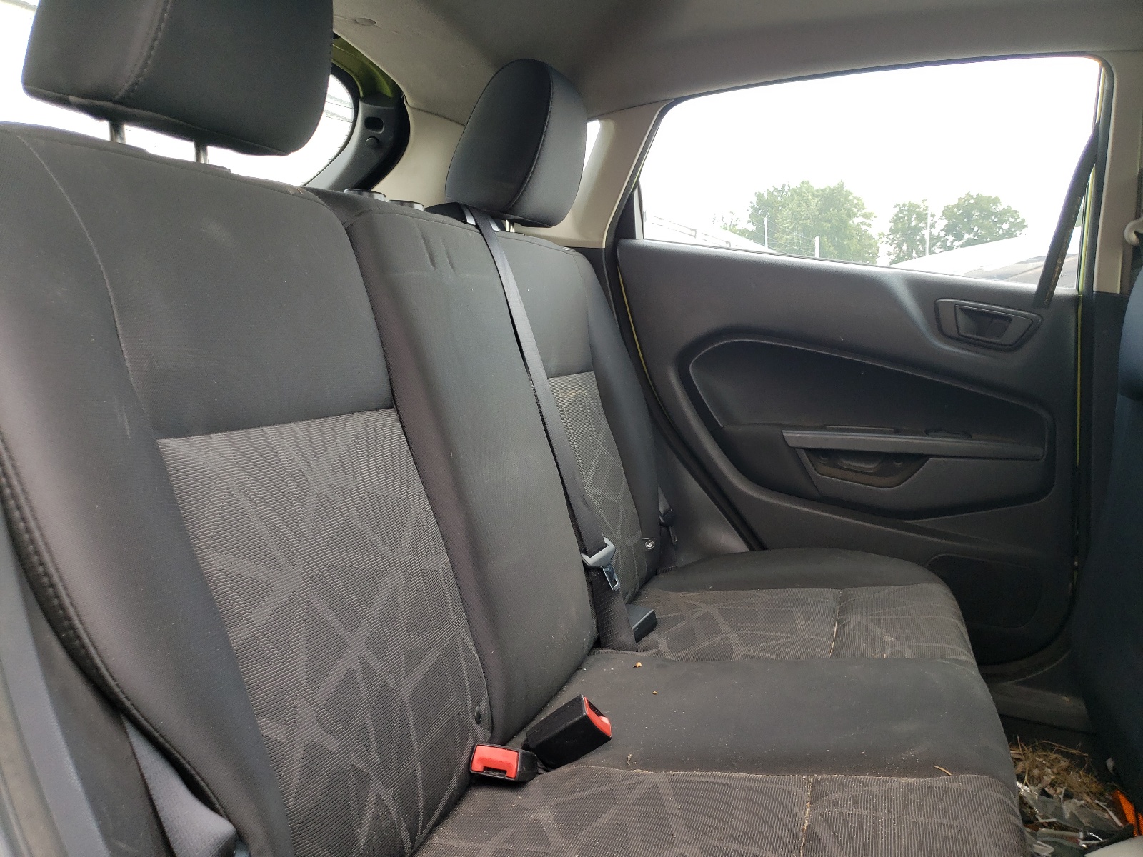 Zdjęcie 6 z aukcji – 2011 FORD FIESTA SE z VIN 3FADP4EJ7BM156600