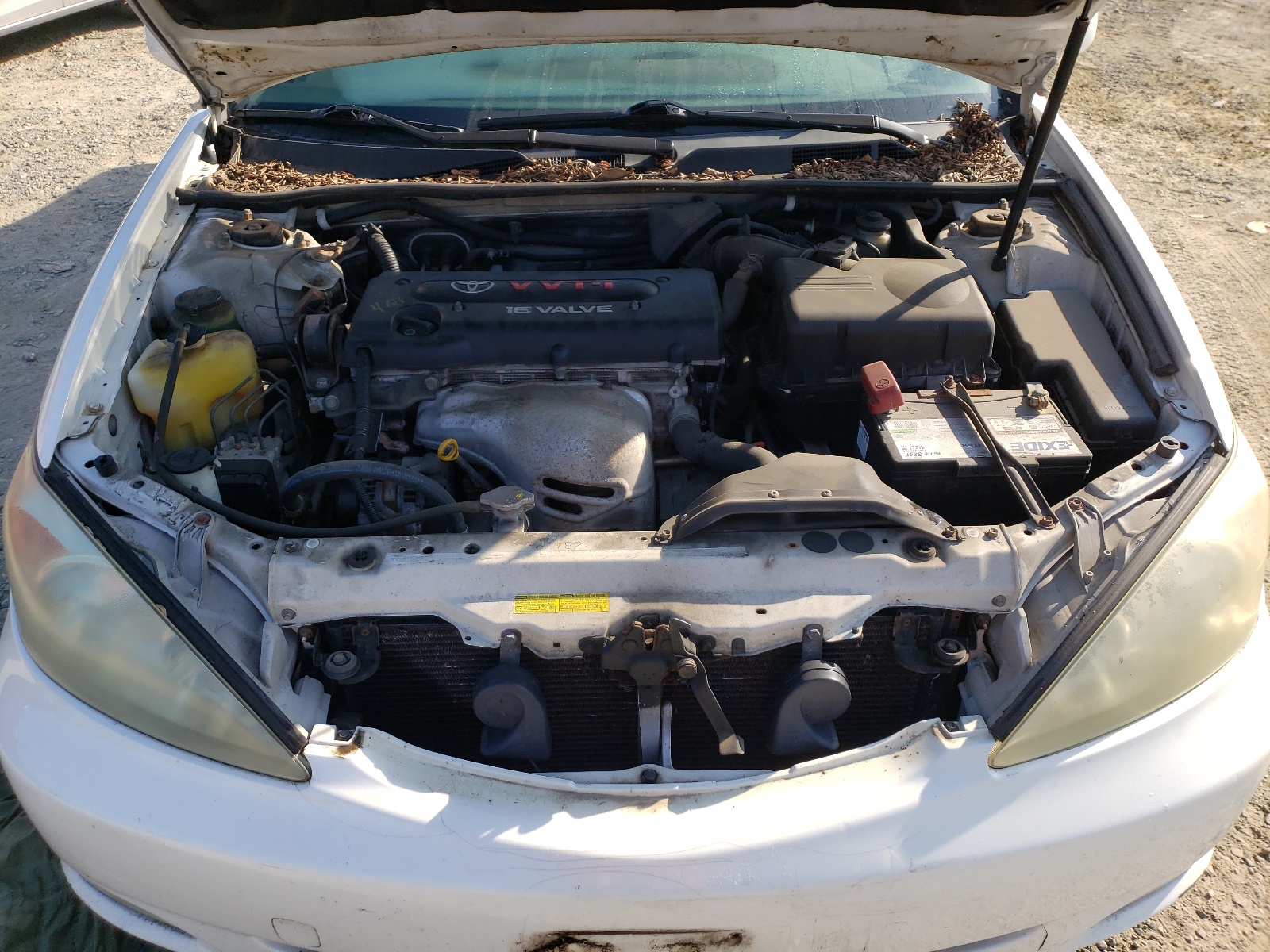 Photo 7 from auction – 2004 TOYOTA CAMRY LE with VIN JTDBE30K940254731