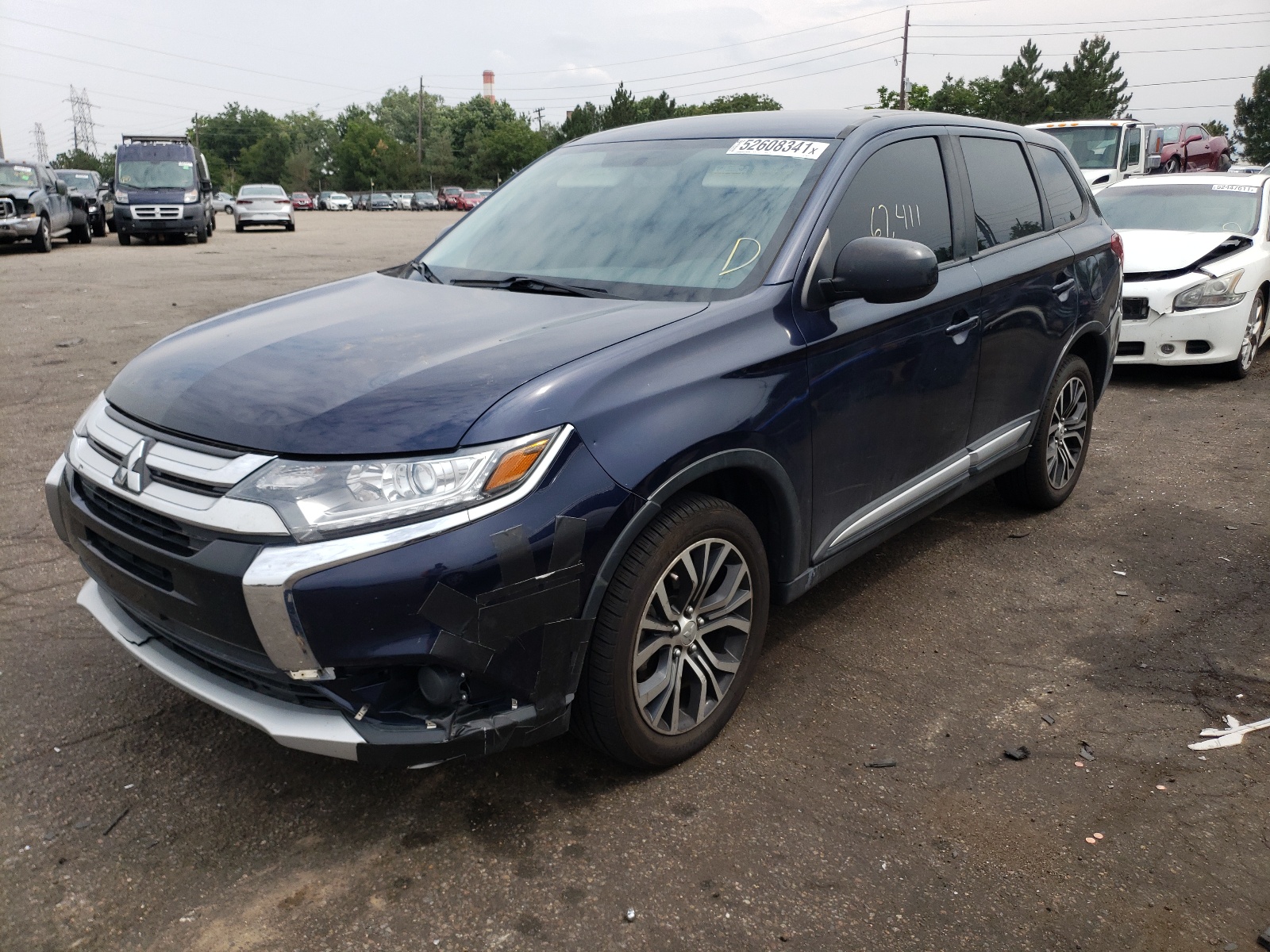 Photo 2 from auction – 2018 MITSUBISHI OUTLANDER with VIN JA4AZ3A36JJ005598