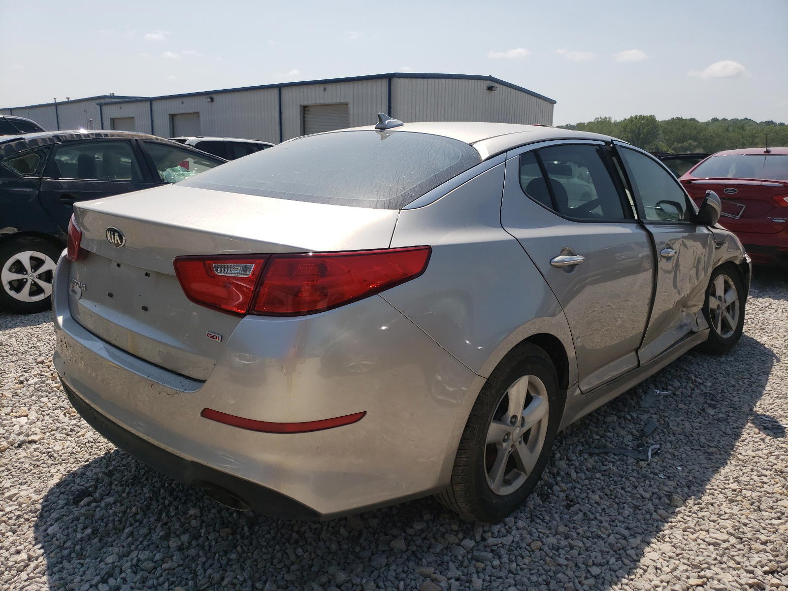 Photo 4 from auction – 2015 KIA OPTIMA LX with VIN KNAGM4A74F5583509