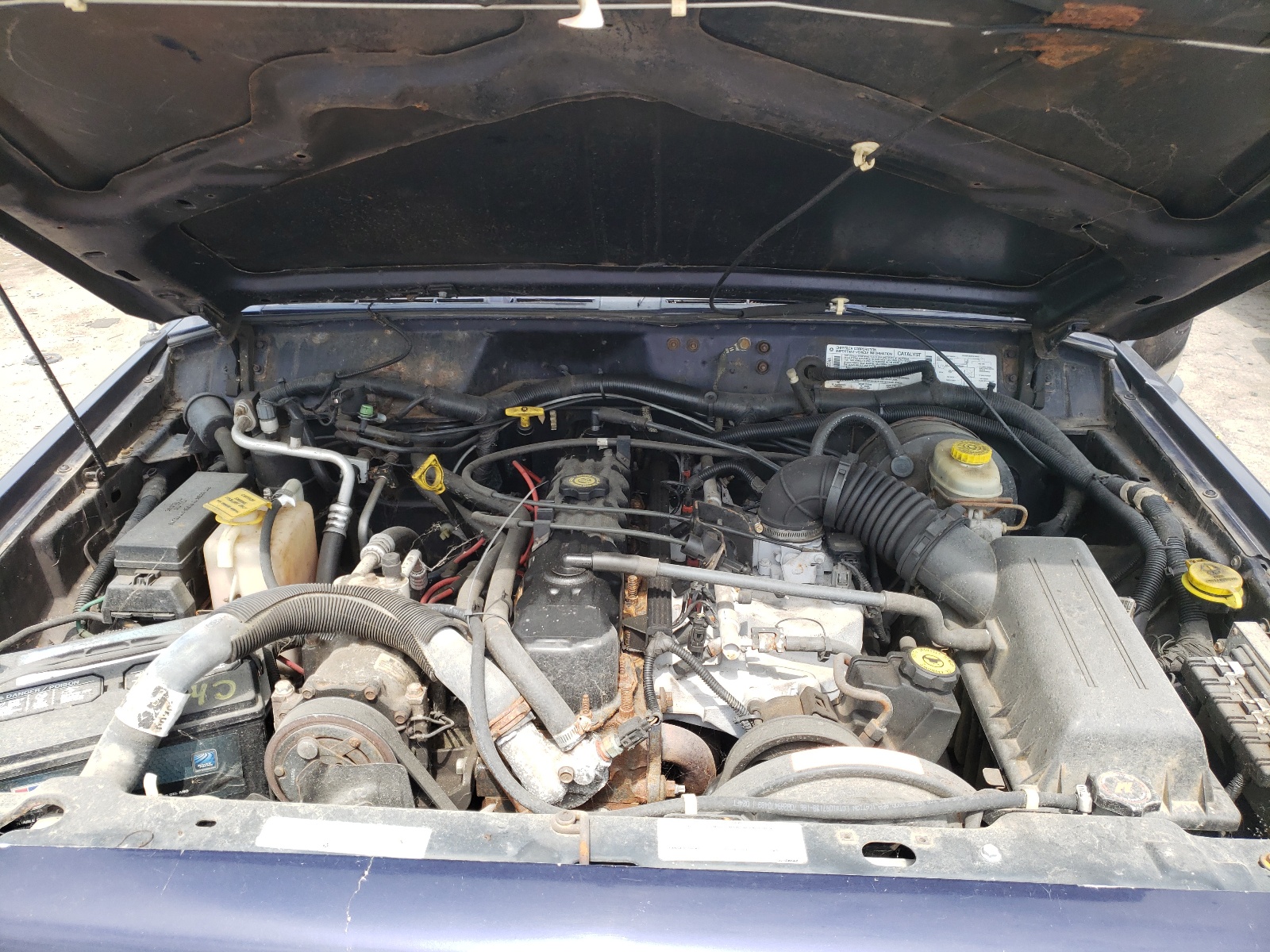 Photo 7 from auction – 1999 JEEP CHEROKEE S with VIN 1J4FF68S3XL505230