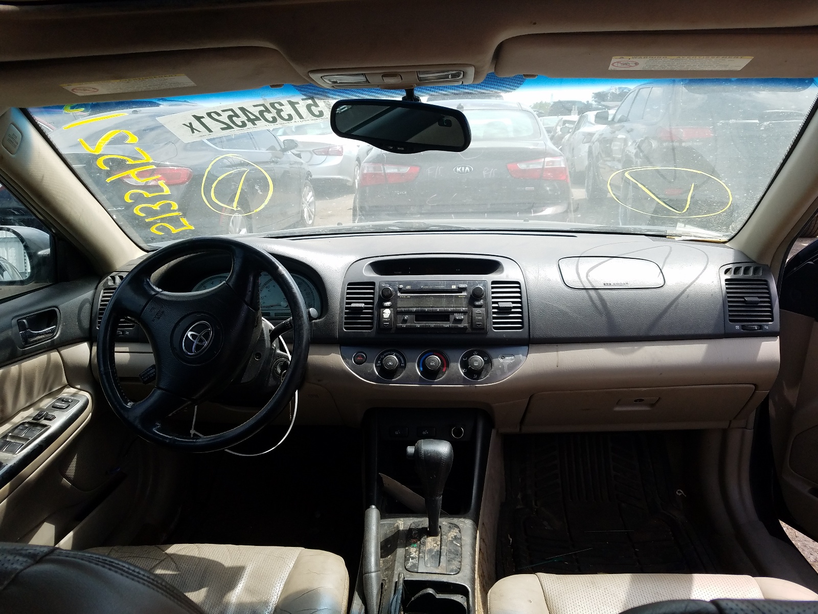 Zdjęcie 9 z aukcji – 2002 TOYOTA CAMRY LE z VIN JTDBF30K020039202