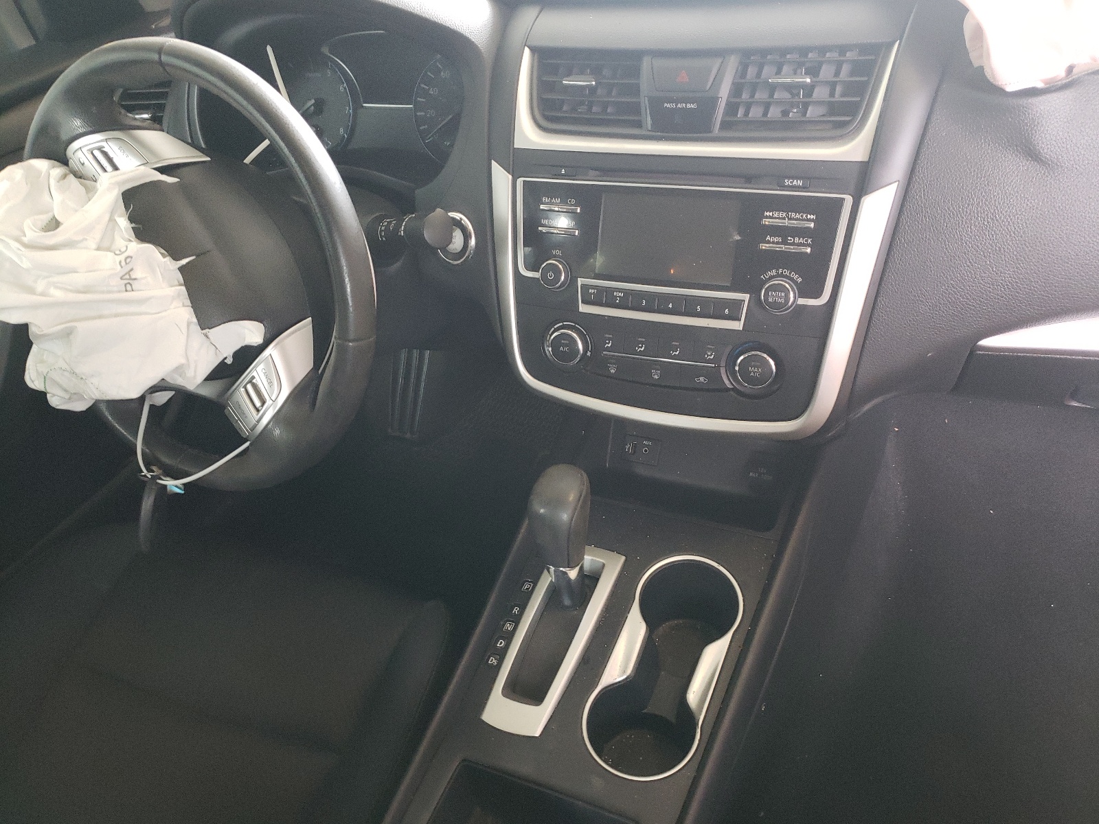 Photo 9 from auction – 2016 NISSAN ALTIMA 2.5 with VIN 1N4AL3APXGC146204