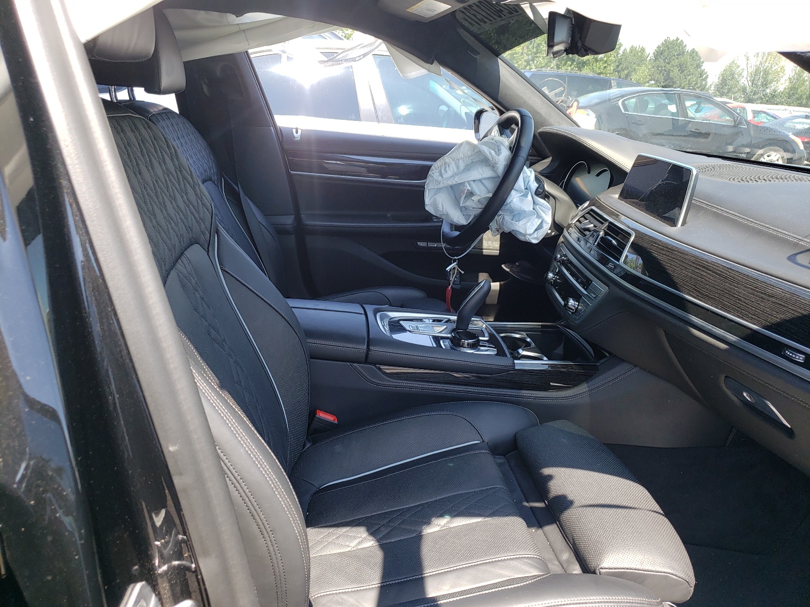 Photo 5 from auction – 2017 BMW 750 XI with VIN WBA7B0C36HG527099