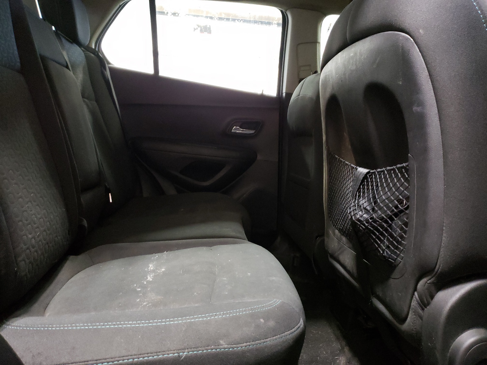 Zdjęcie 6 z aukcji – 2015 CHEVROLET TRAX LS z VIN 3GNCJKSB3FL237914