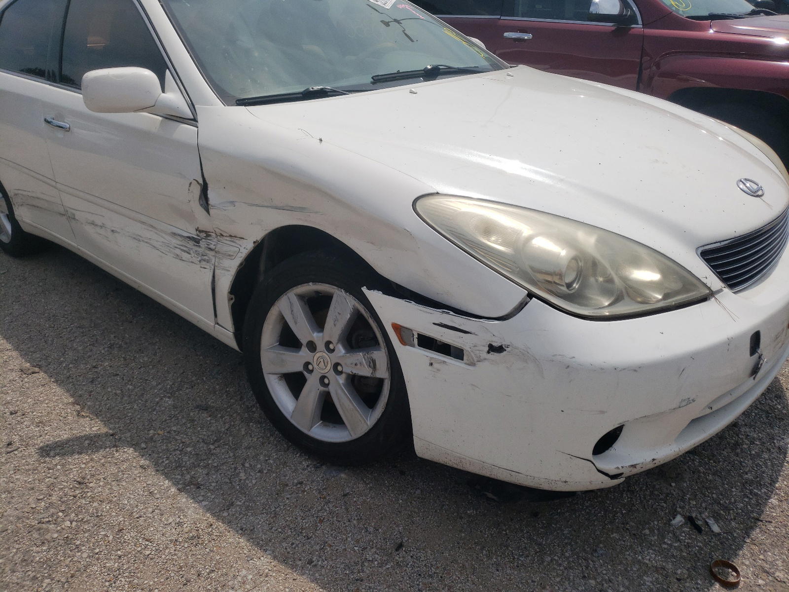 Photo 9 from auction – 2005 LEXUS ES 330 with VIN JTHBA30G355127788