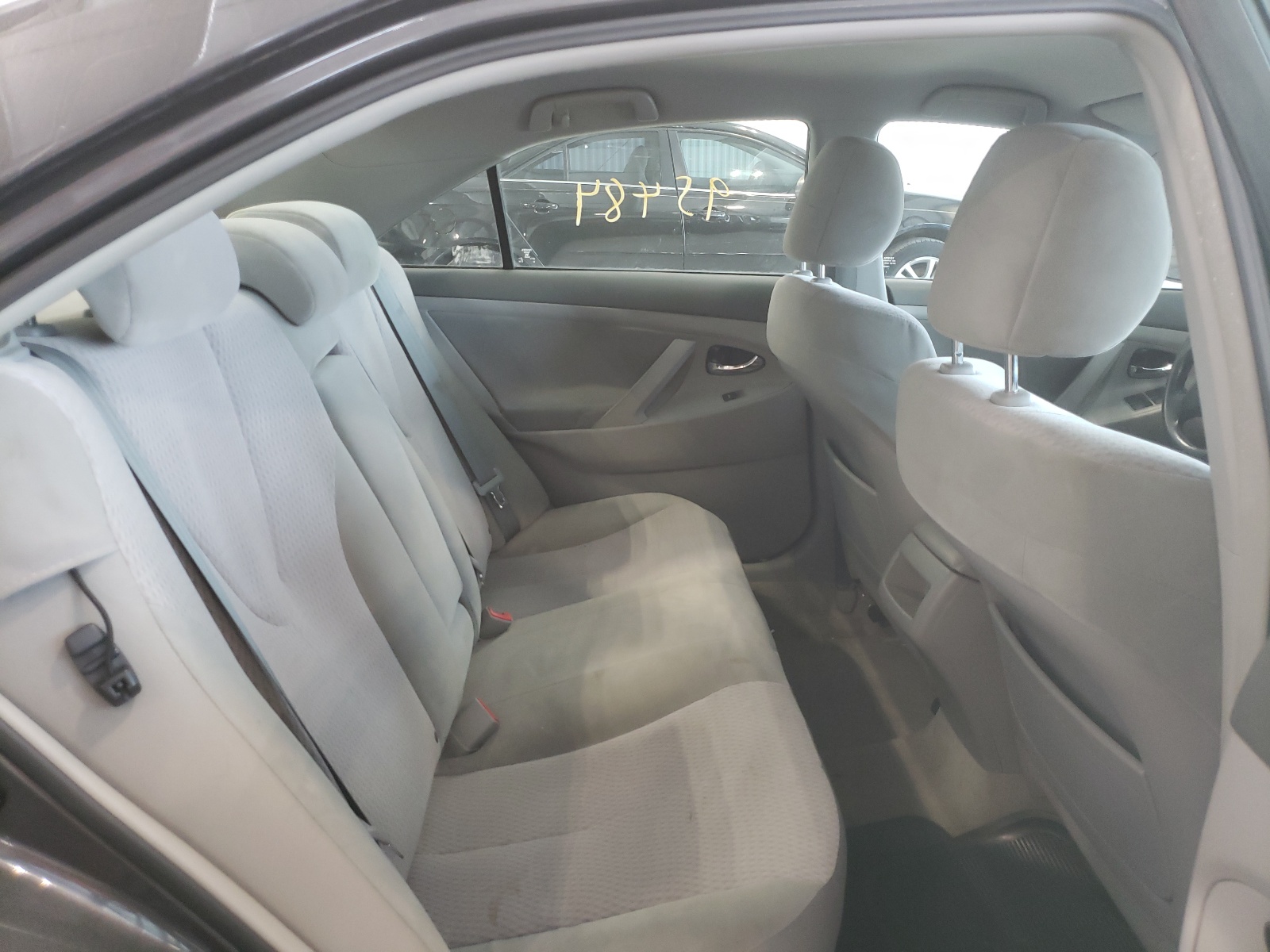 Photo 6 from auction – 2010 TOYOTA CAMRY BASE with VIN 4T1BF3EK5AU105397