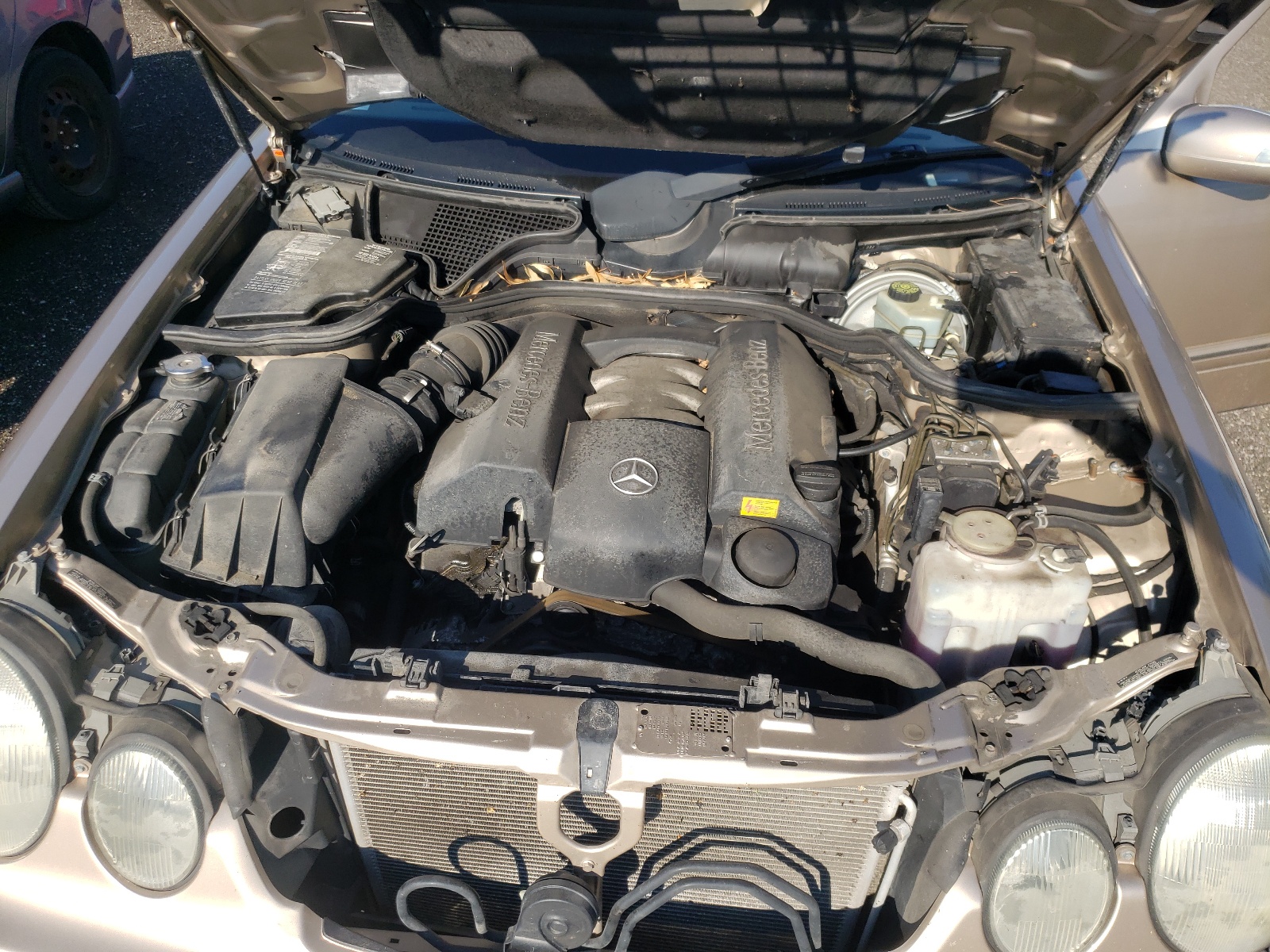 Photo 7 from auction – 2002 MERCEDES-BENZ E 320 4MAT with VIN WDBJF82J12X068565