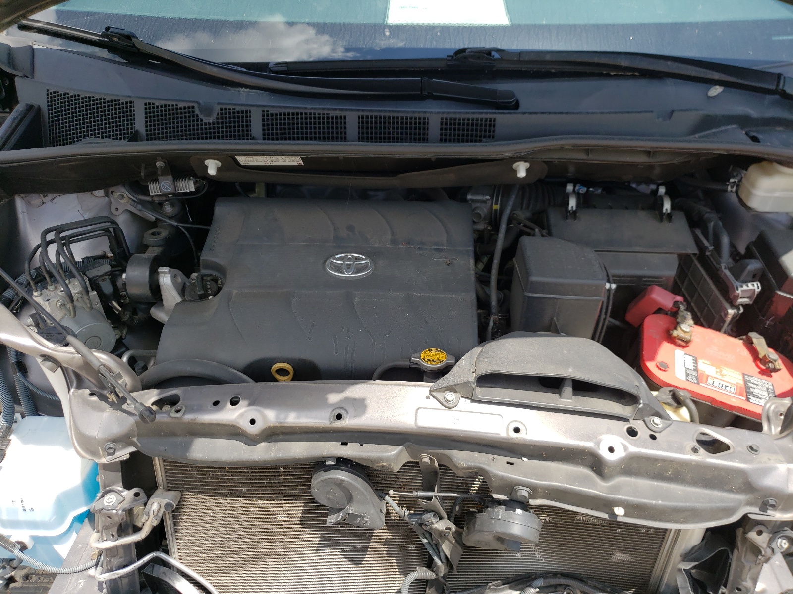 Photo 7 from auction – 2016 TOYOTA SIENNA SE with VIN 5TDXK3DC9GS762541