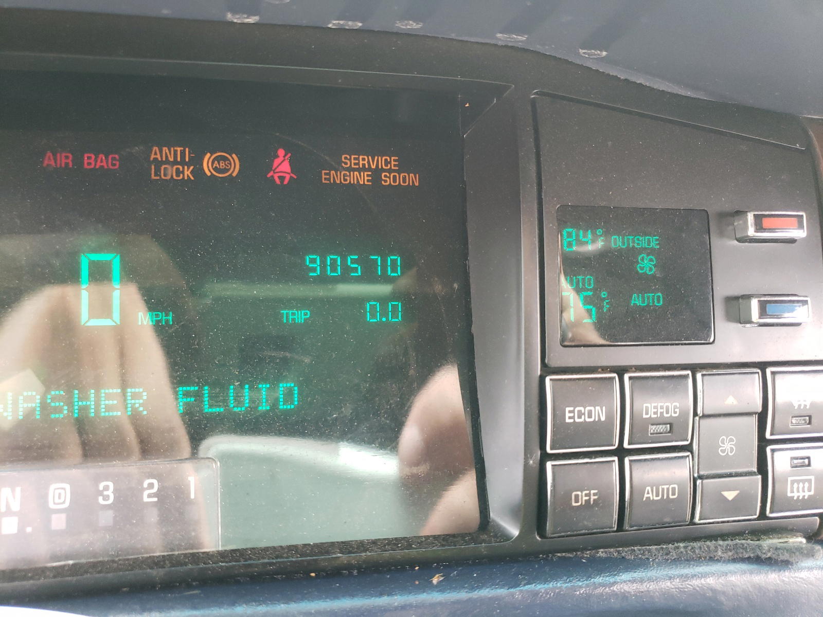 Photo 8 from auction – 1994 CADILLAC DEVILLE CO with VIN 1G6KF52Y4RU300303
