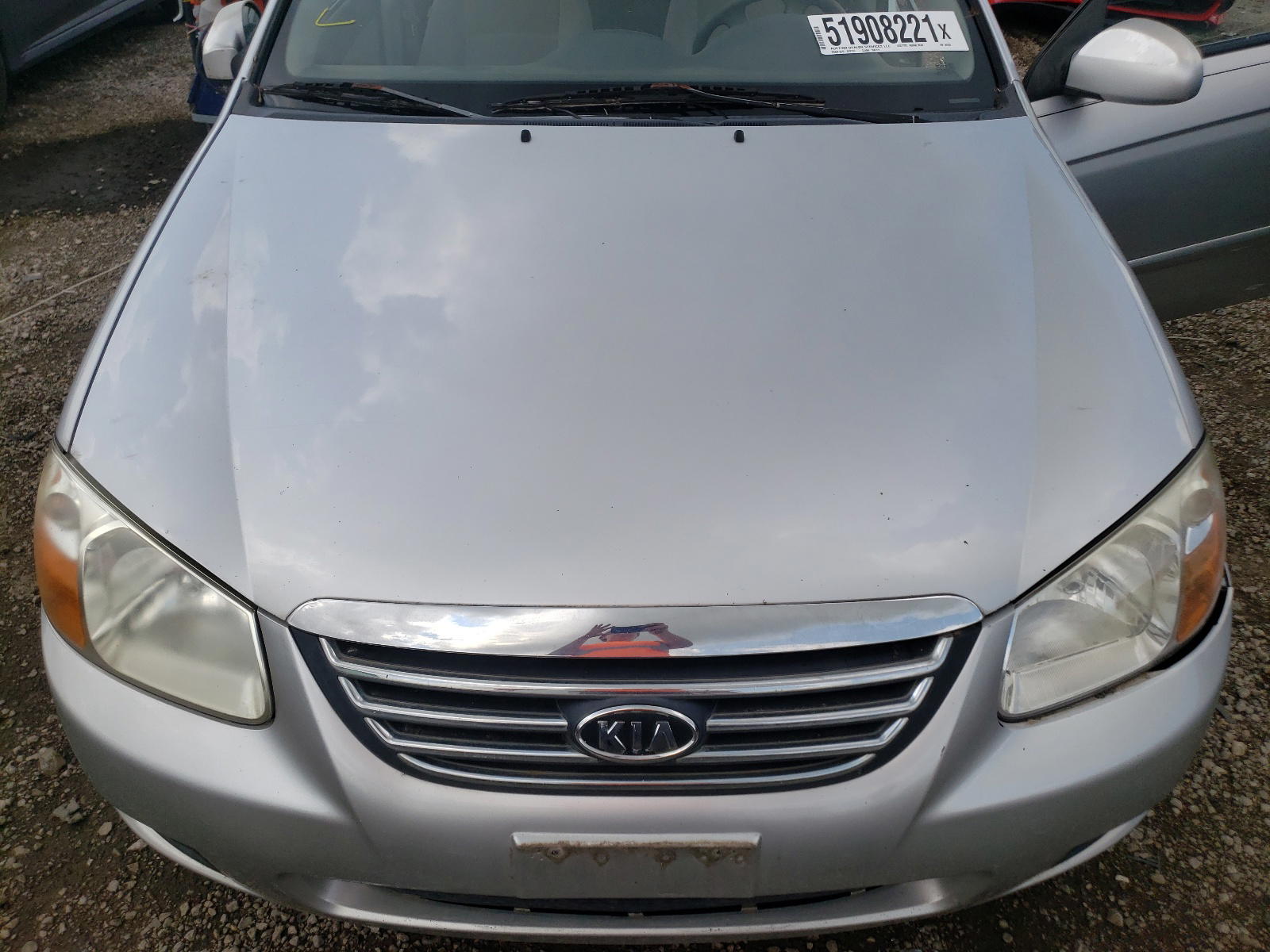 Photo 7 from auction – 2008 KIA SPECTRA EX with VIN KNAFE121385569363