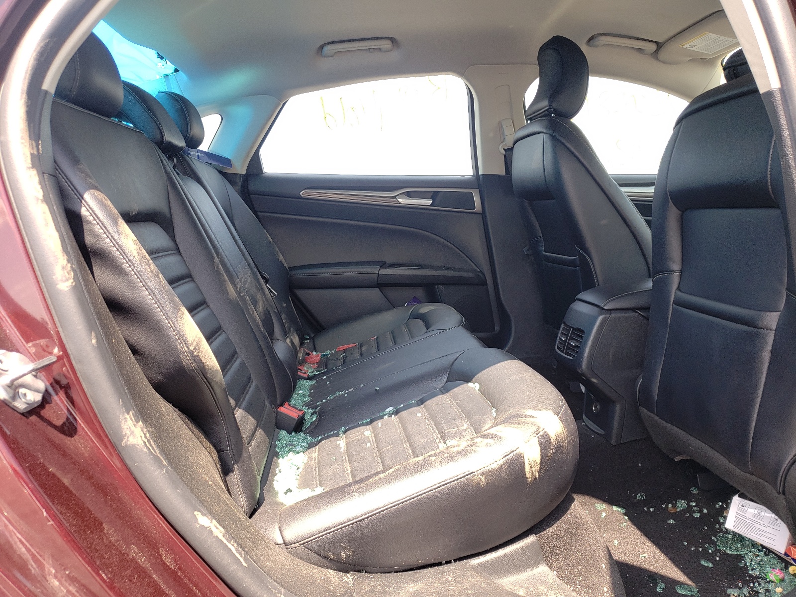 Photo 6 from auction – 2018 FORD FUSION with VIN 3FA6P0HD0JR255137