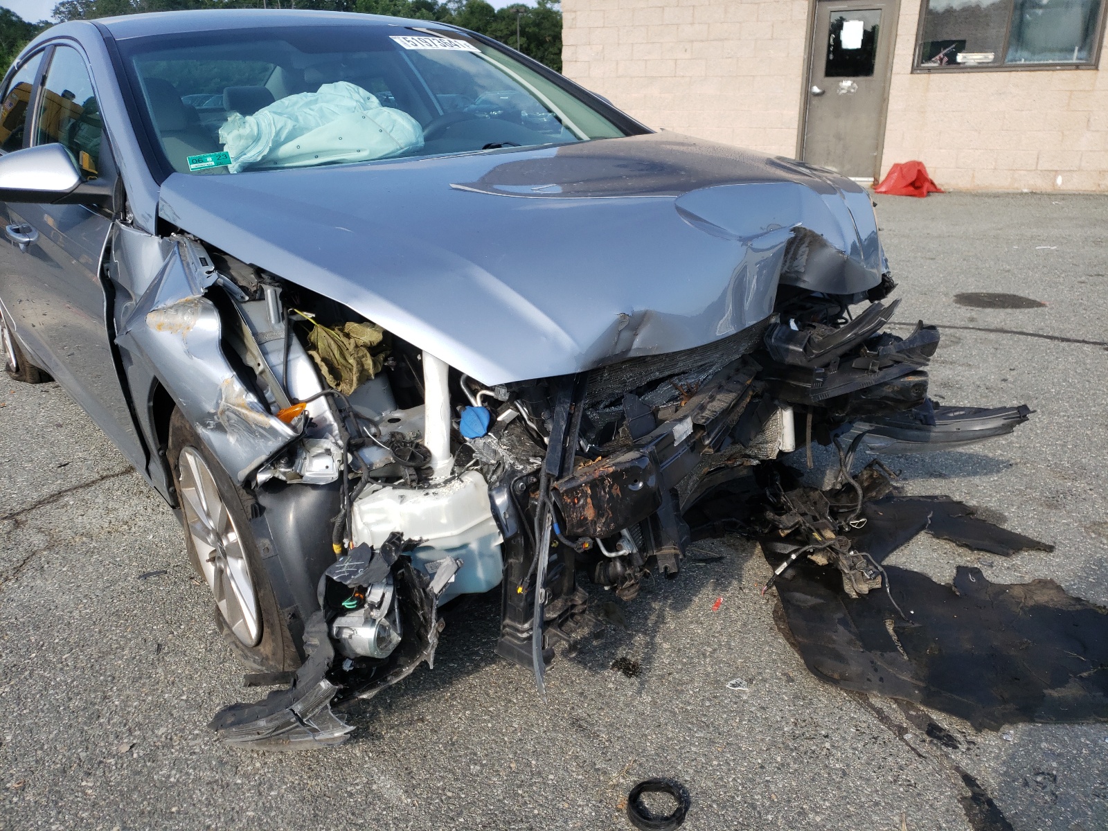 Photo 9 from auction – 2015 HYUNDAI SONATA SE with VIN 5NPE24AF1FH017055