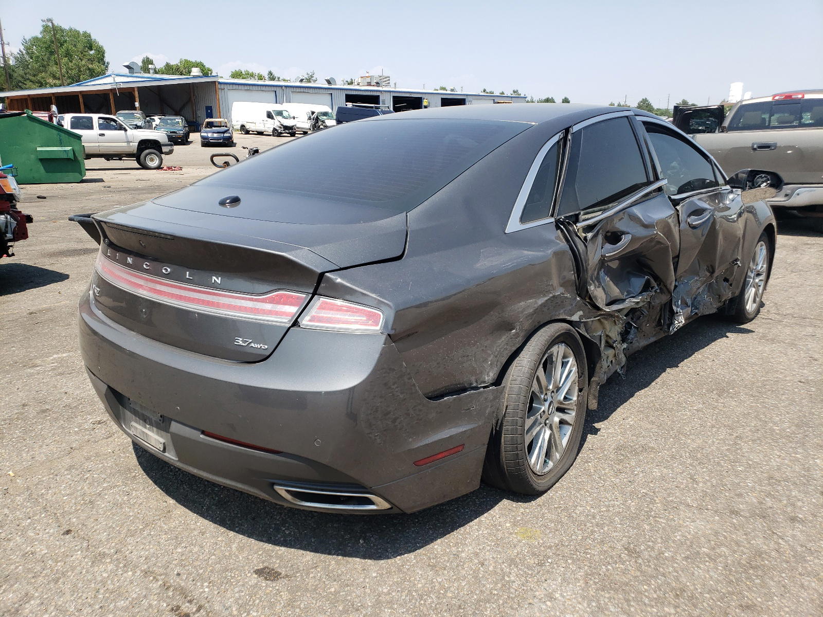 Photo 4 from auction – 2015 LINCOLN MKZ with VIN 3LN6L2JK0FR607064