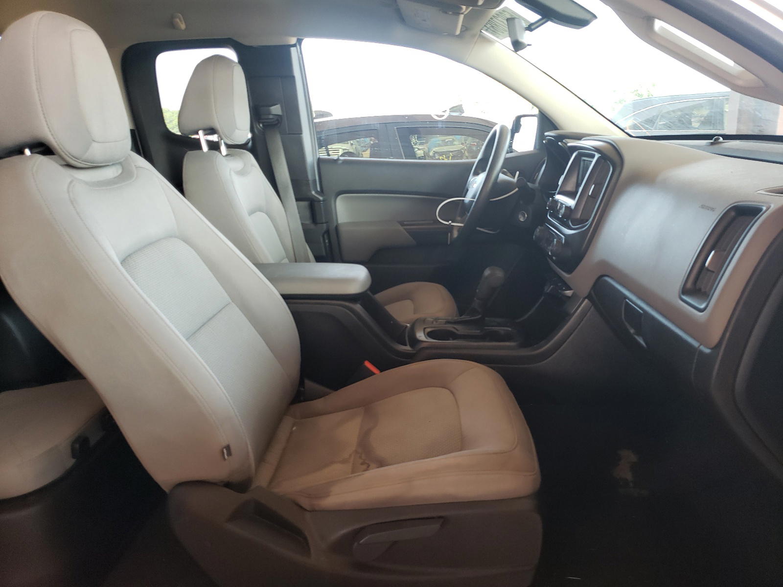 Photo 5 from auction – 2016 CHEVROLET COLORADO with VIN 1GCHSBE35G1288694