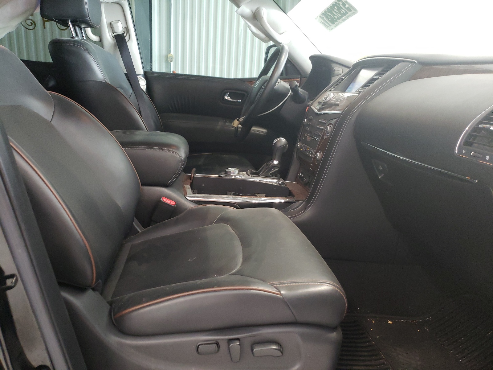 Photo 5 from auction – 2017 NISSAN ARMADA PLA with VIN JN8AY2NE3H9704055