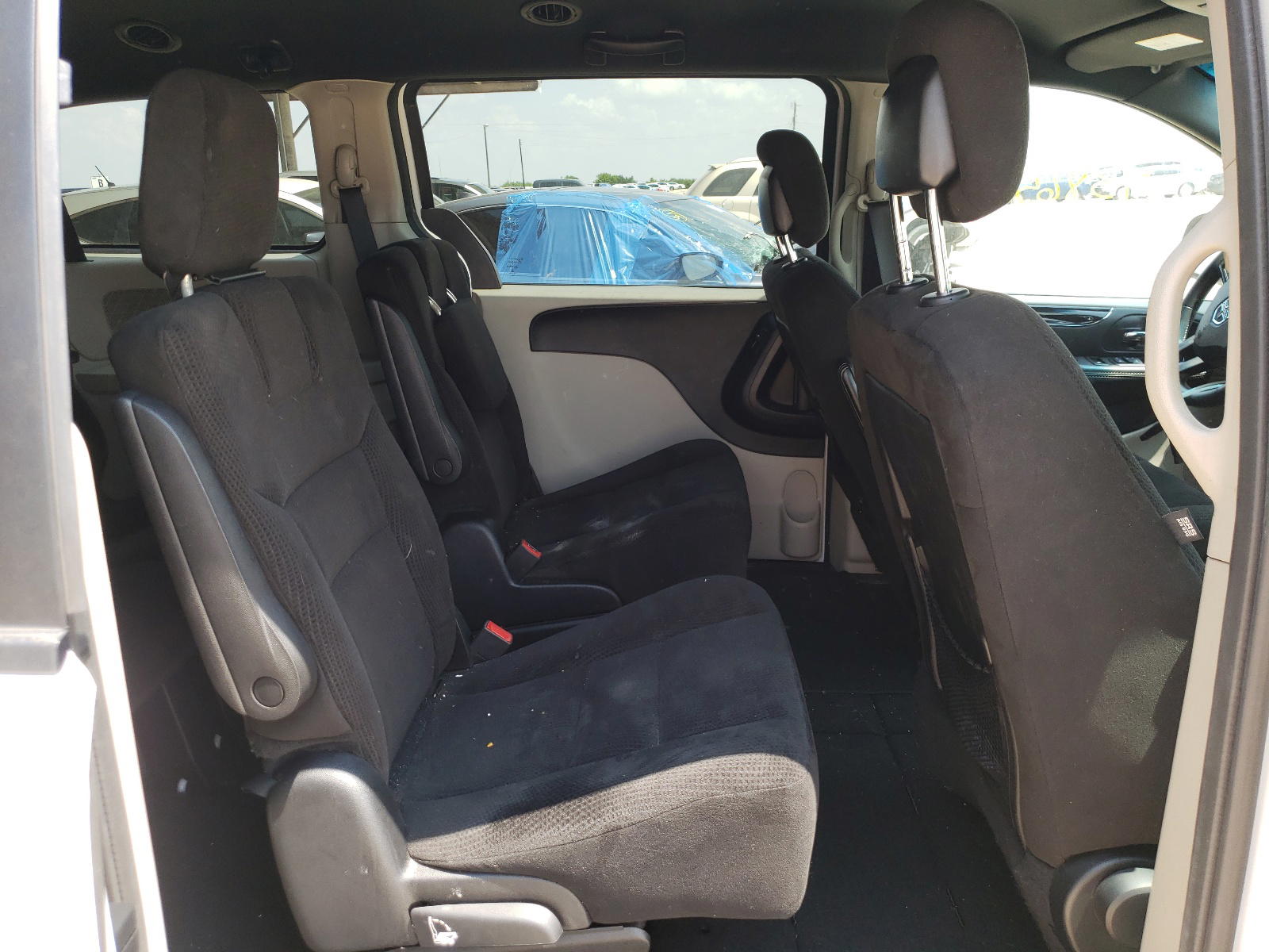 Photo 6 from auction – 2016 DODGE GRAND CARA with VIN 2C4RDGBG4GR102688