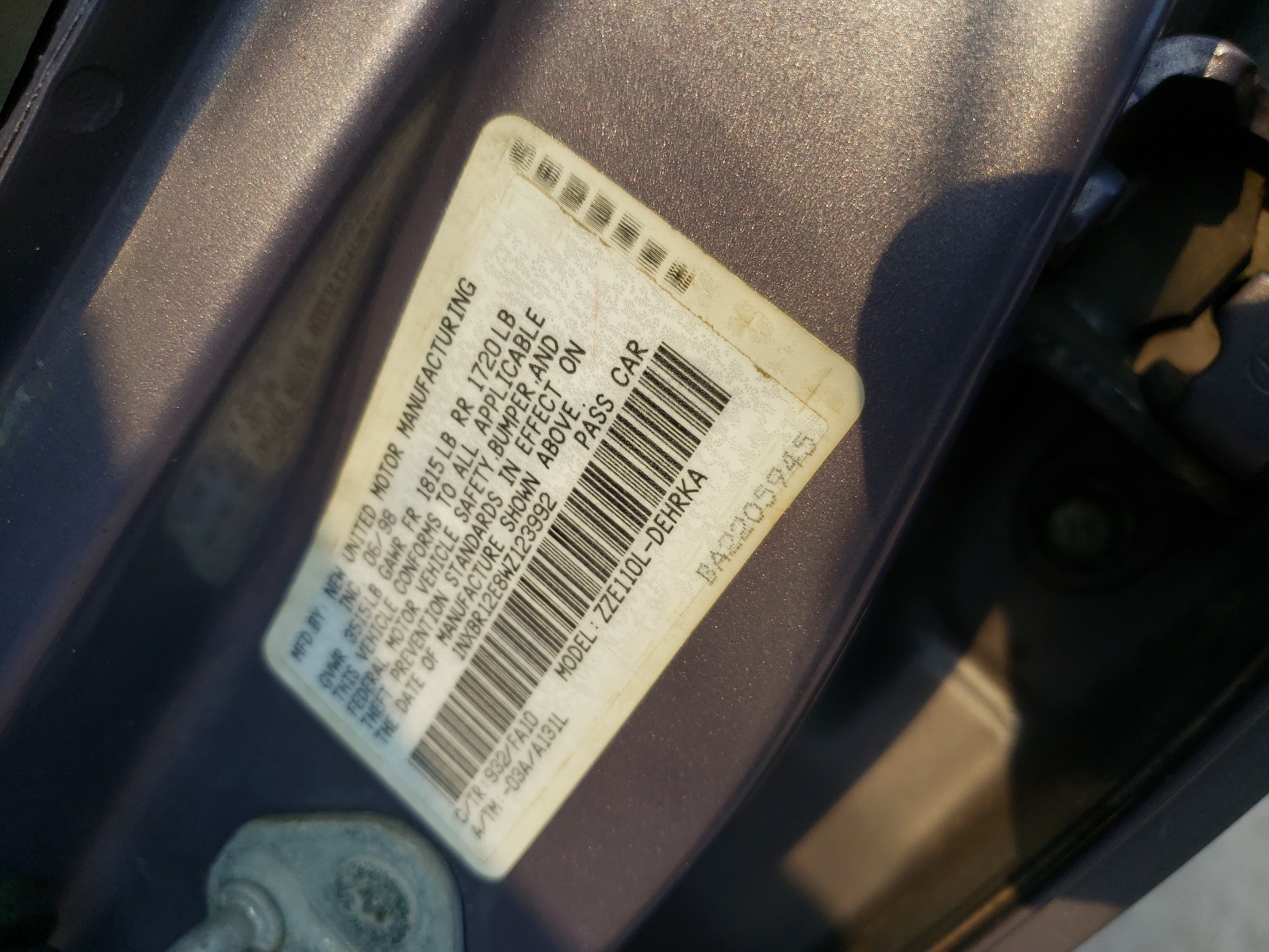 Photo 10 from auction – 1998 TOYOTA COROLLA VE with VIN 1NXBR12E8WZ123992
