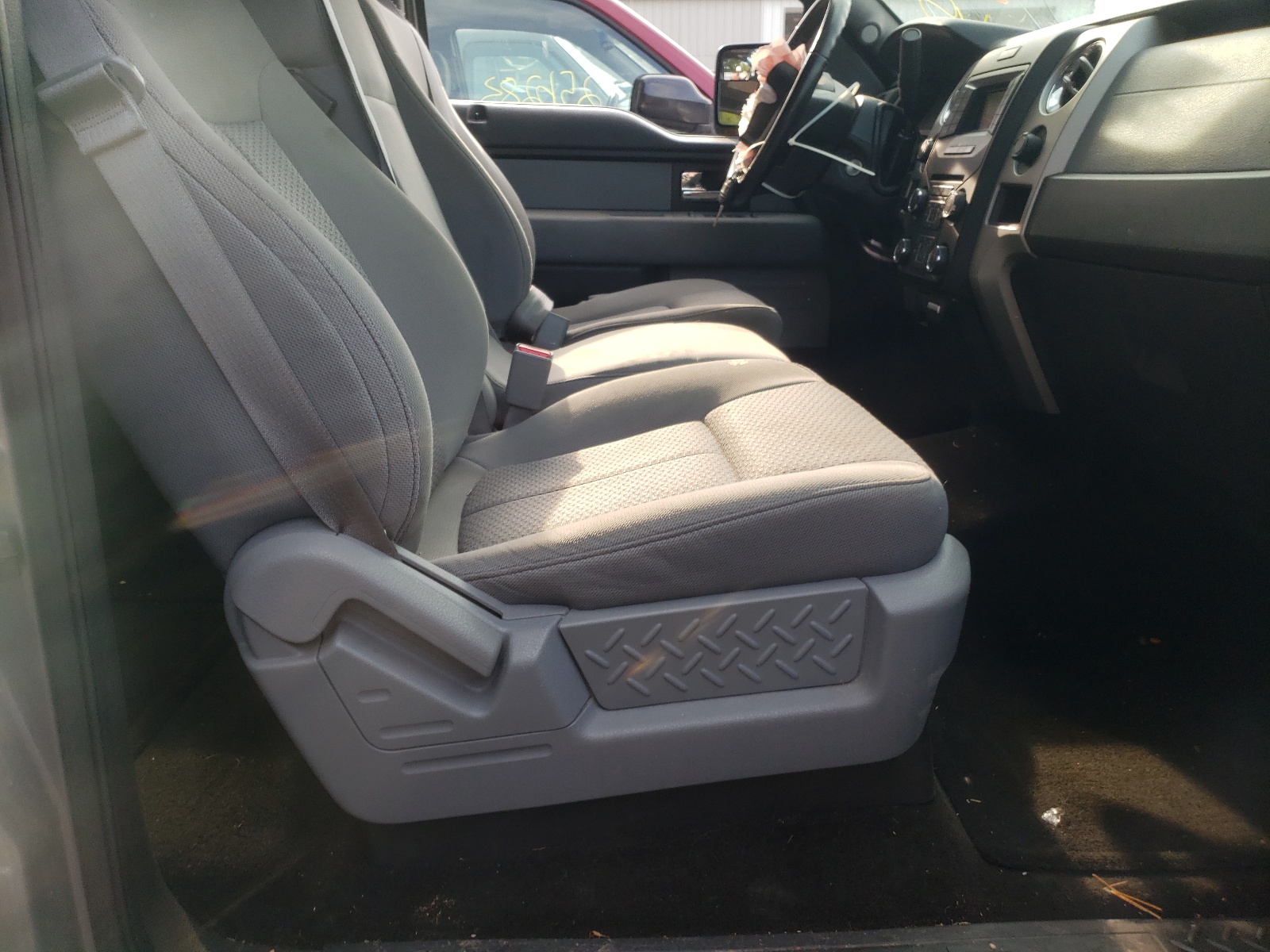 Photo 5 from auction – 2013 FORD F150 SUPER with VIN 1FTFW1ET3DKF31978