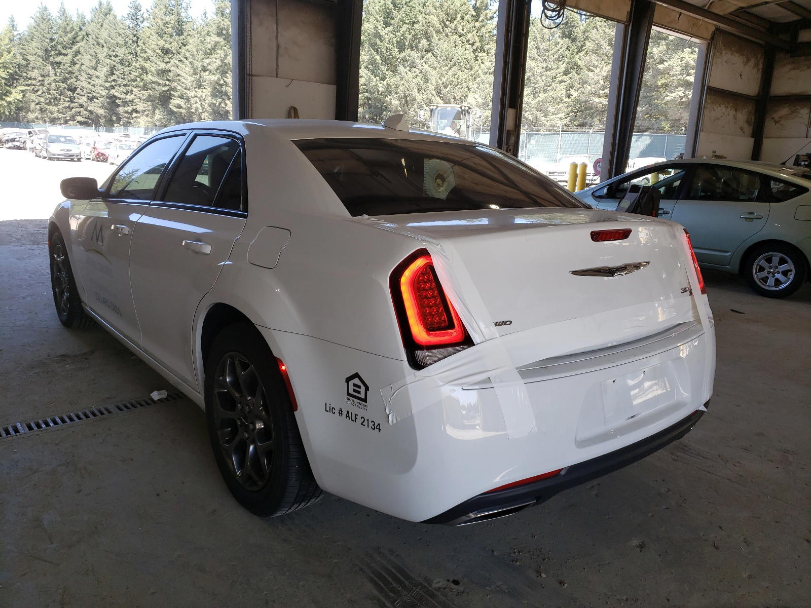 Photo 3 from auction – 2017 CHRYSLER 300 S with VIN 2C3CCAGG9HH604011