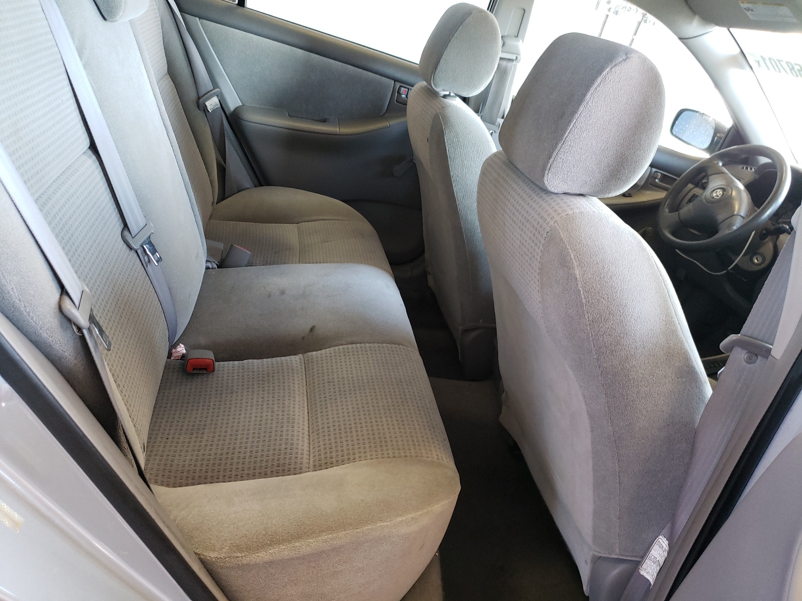 Photo 6 from auction – 2005 TOYOTA COROLLA CE with VIN 1NXBR32E65Z534933