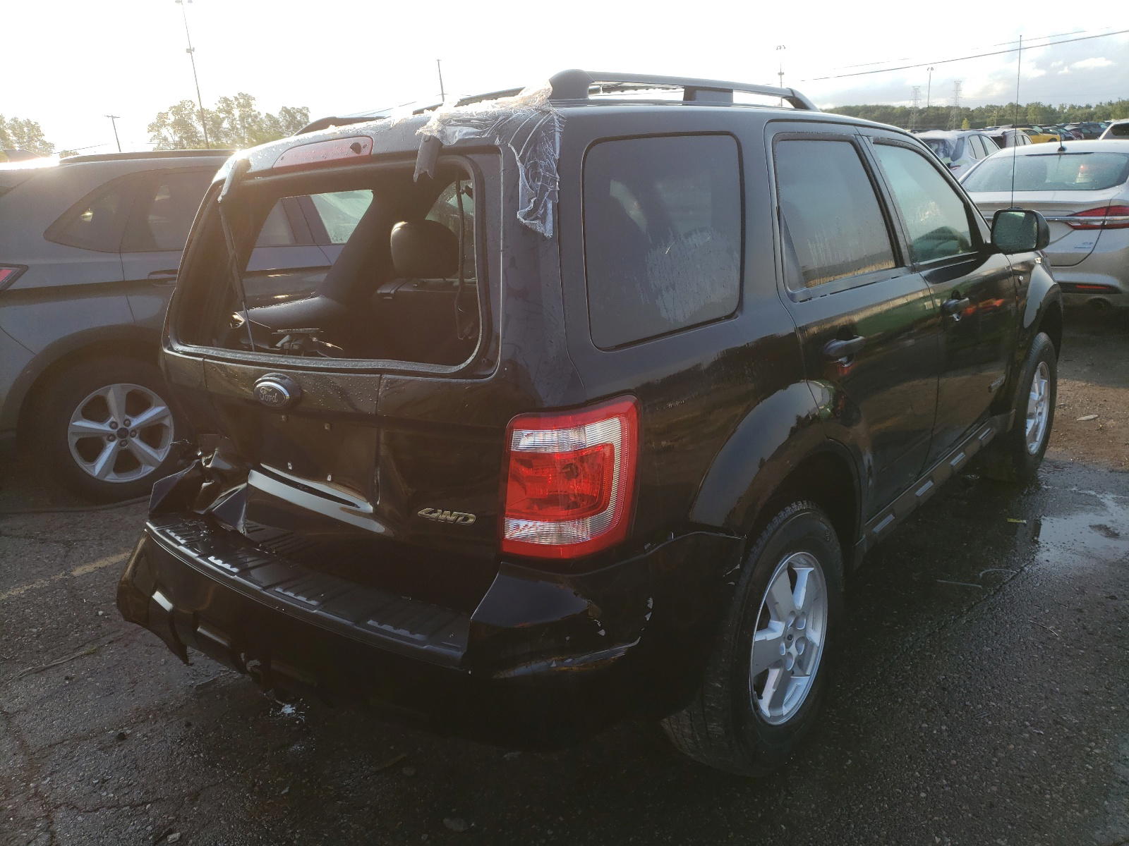 Photo 4 from auction – 2008 FORD ESCAPE XLT with VIN 1FMCU93168KD38797