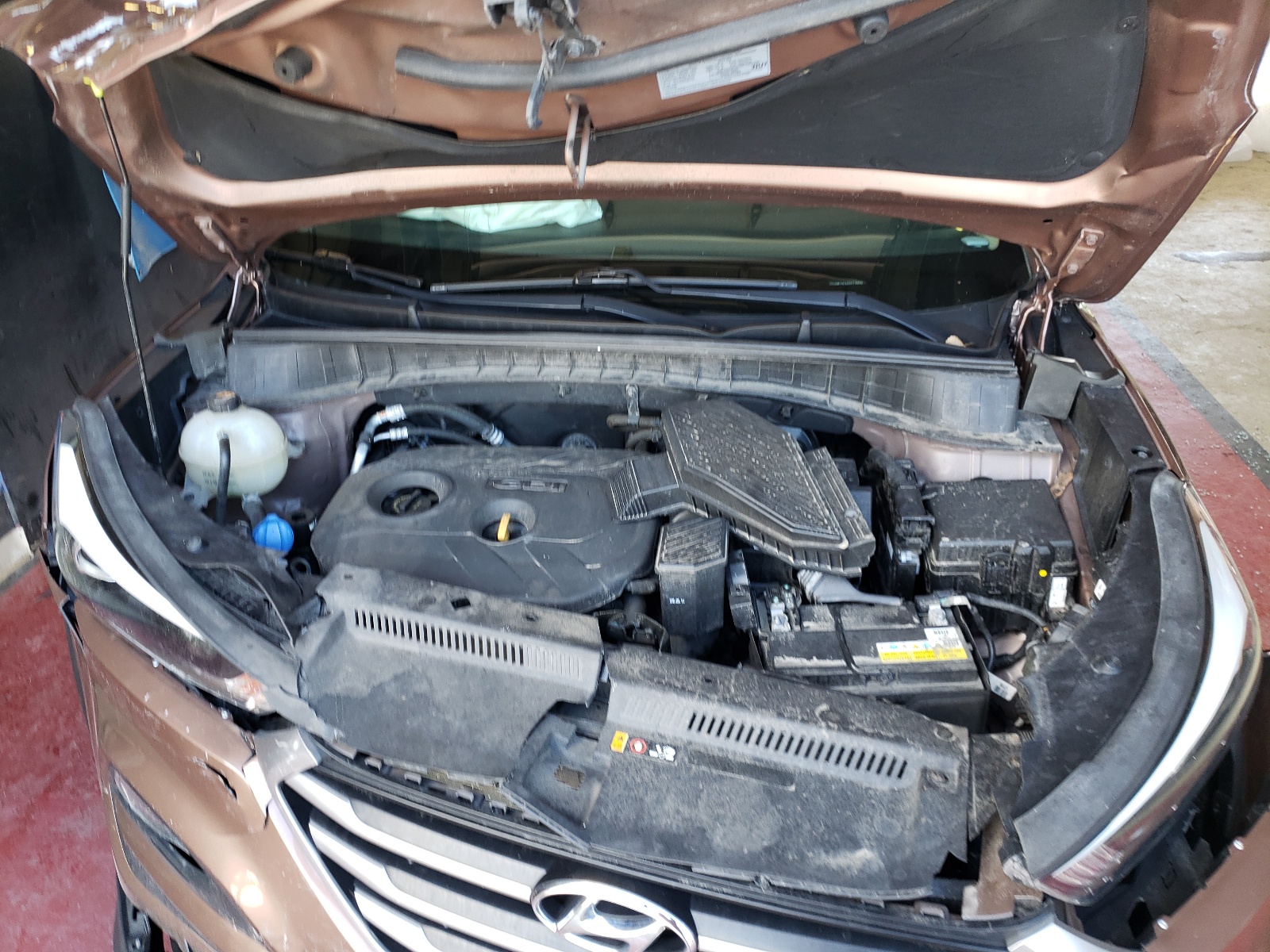 Photo 7 from auction – 2017 HYUNDAI TUCSON LIM with VIN KM8J3CA44HU278690