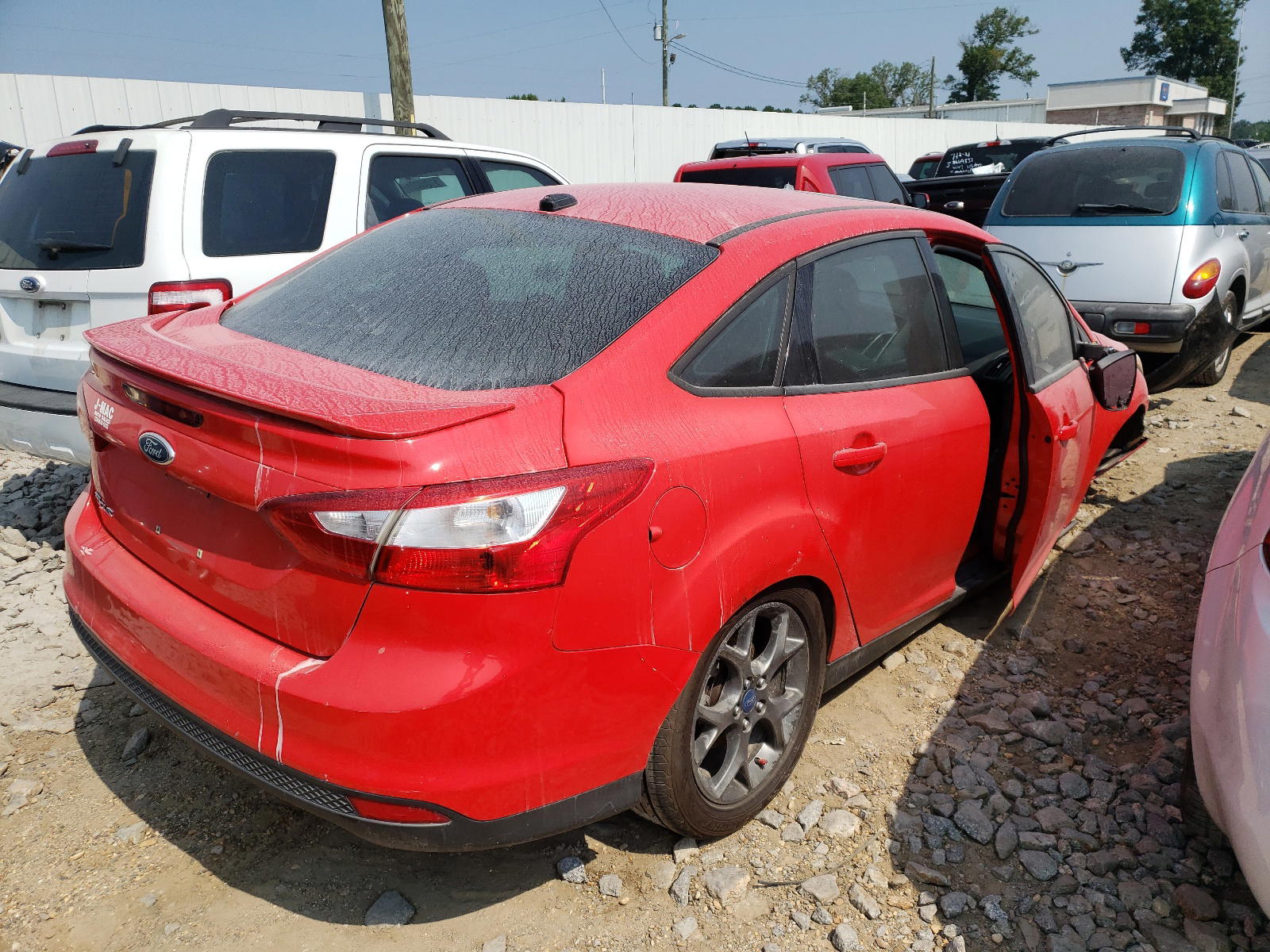 Photo 4 from auction – 2013 FORD FOCUS SE with VIN 1FADP3F27DL117737