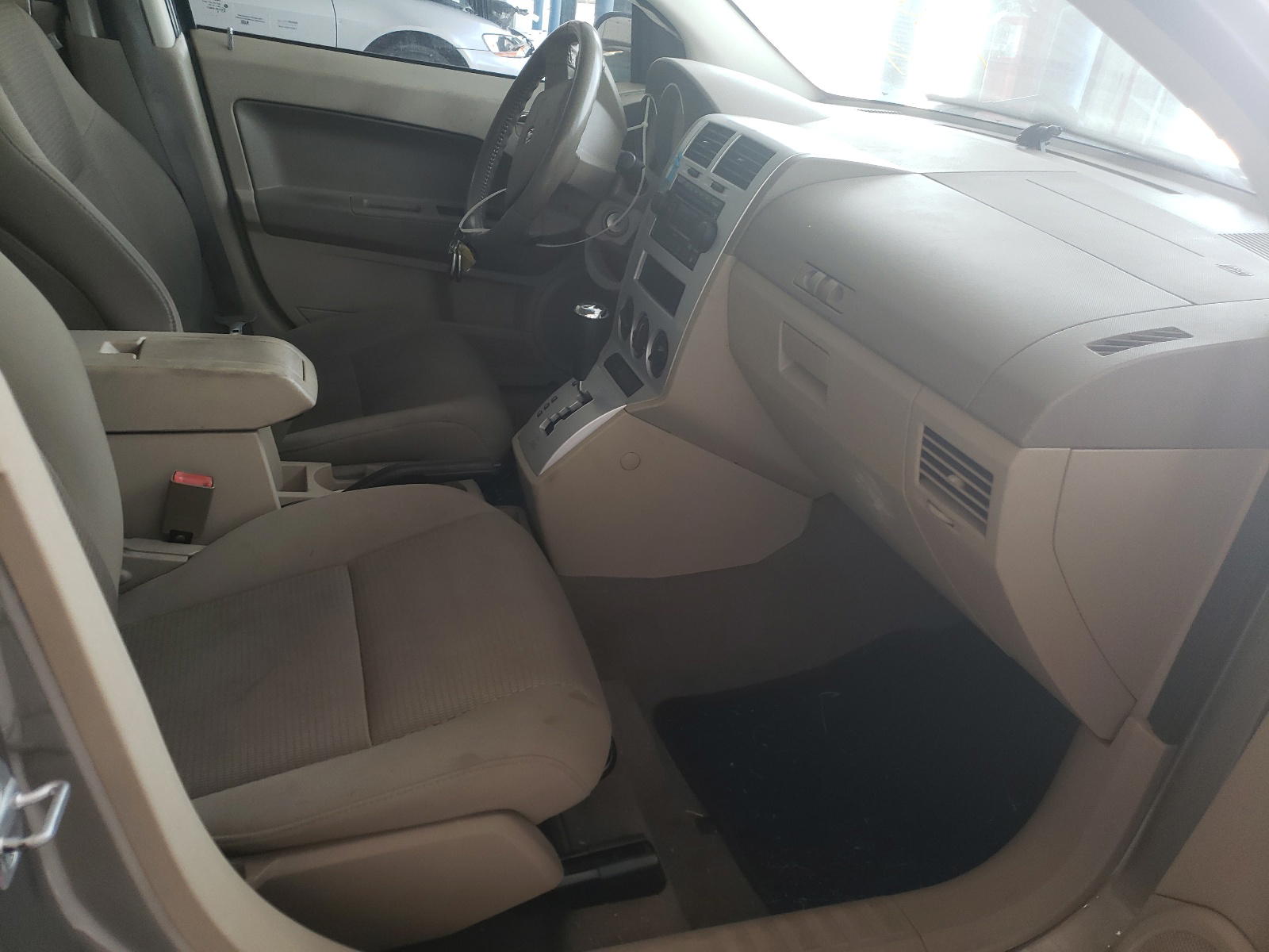 Photo 5 from auction – 2007 DODGE CALIBER R/ with VIN 1B3HE78K07D377094