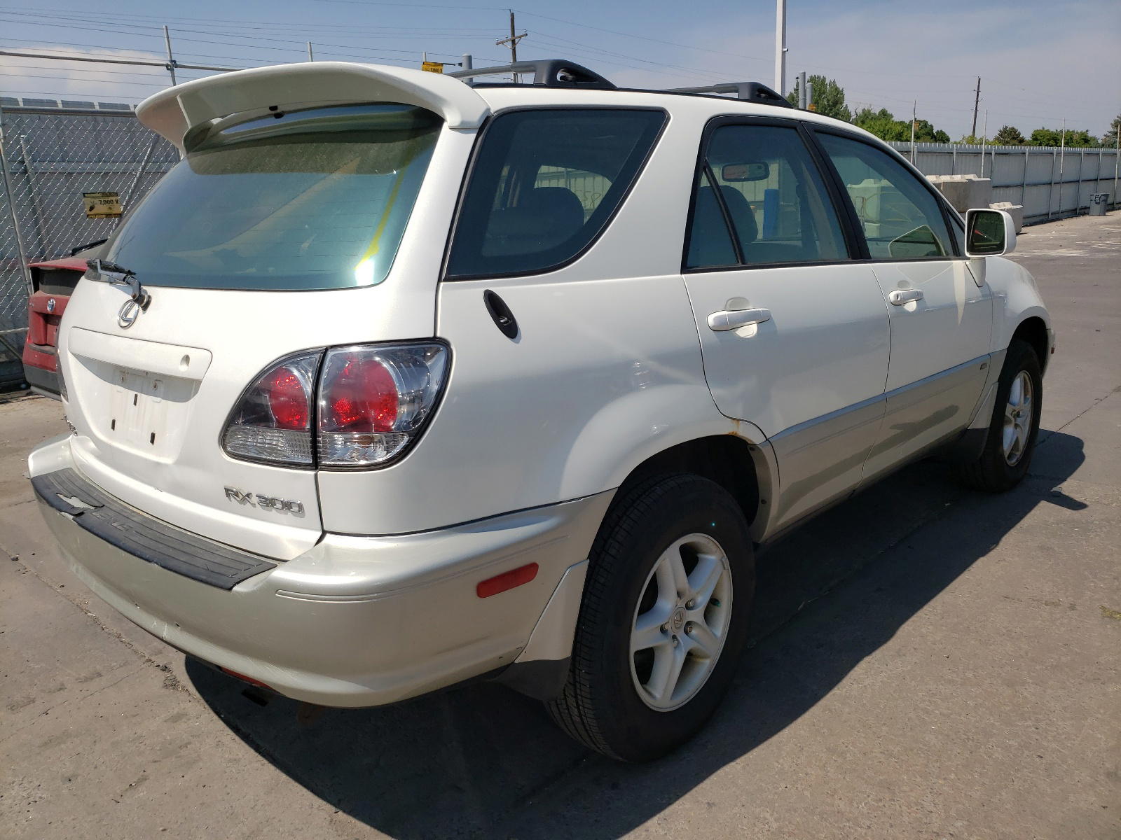 Photo 4 from auction – 2002 LEXUS RX 300 with VIN JTJHF10U920240836