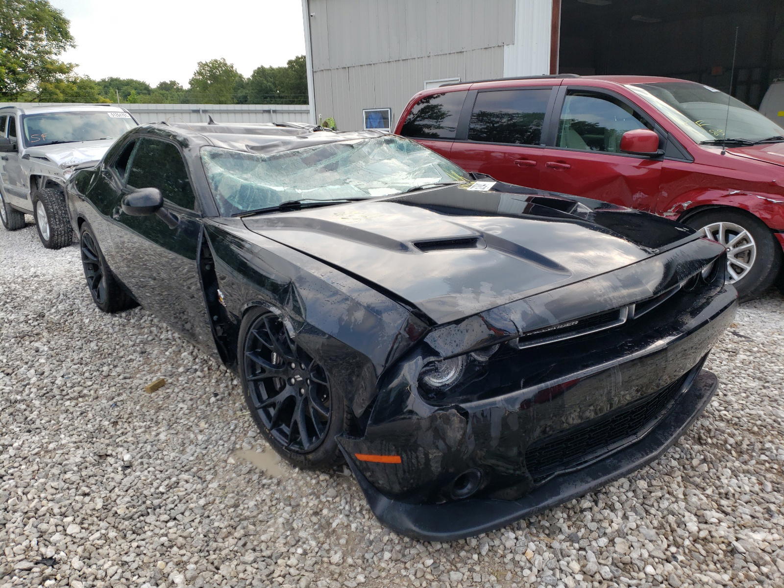 DODGE CHALLENGER 2017 with VIN 2C3CDZFJ9HH598199 - Photo from auction