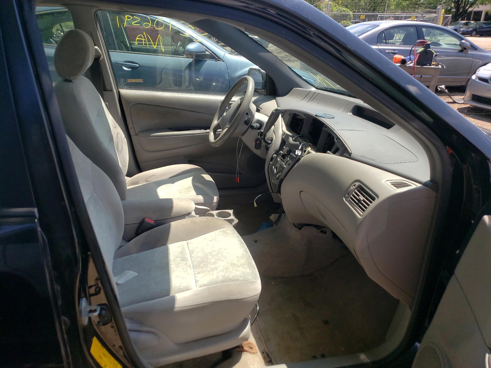 Photo 5 from auction – 2003 TOYOTA PRIUS with VIN JT2BK18U630072611