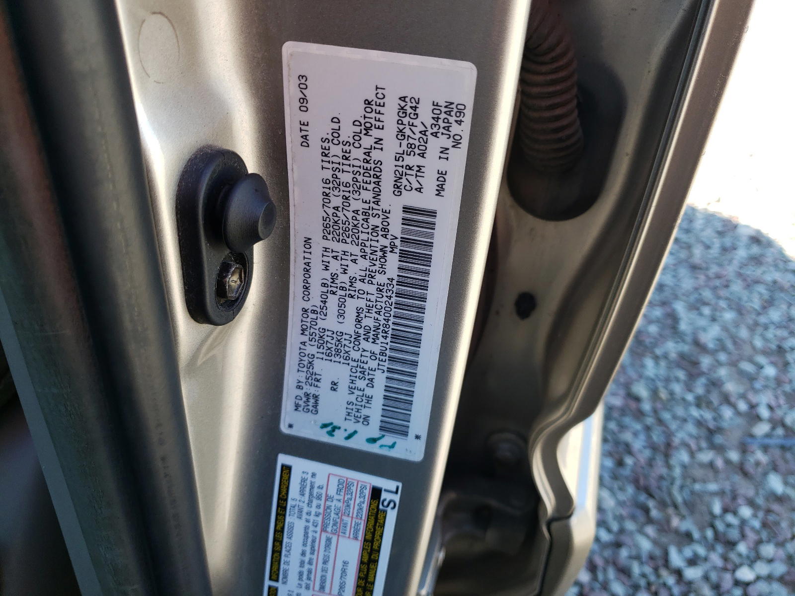 Photo 10 from auction – 2004 TOYOTA 4RUNNER SR with VIN JTEBU14R840024334