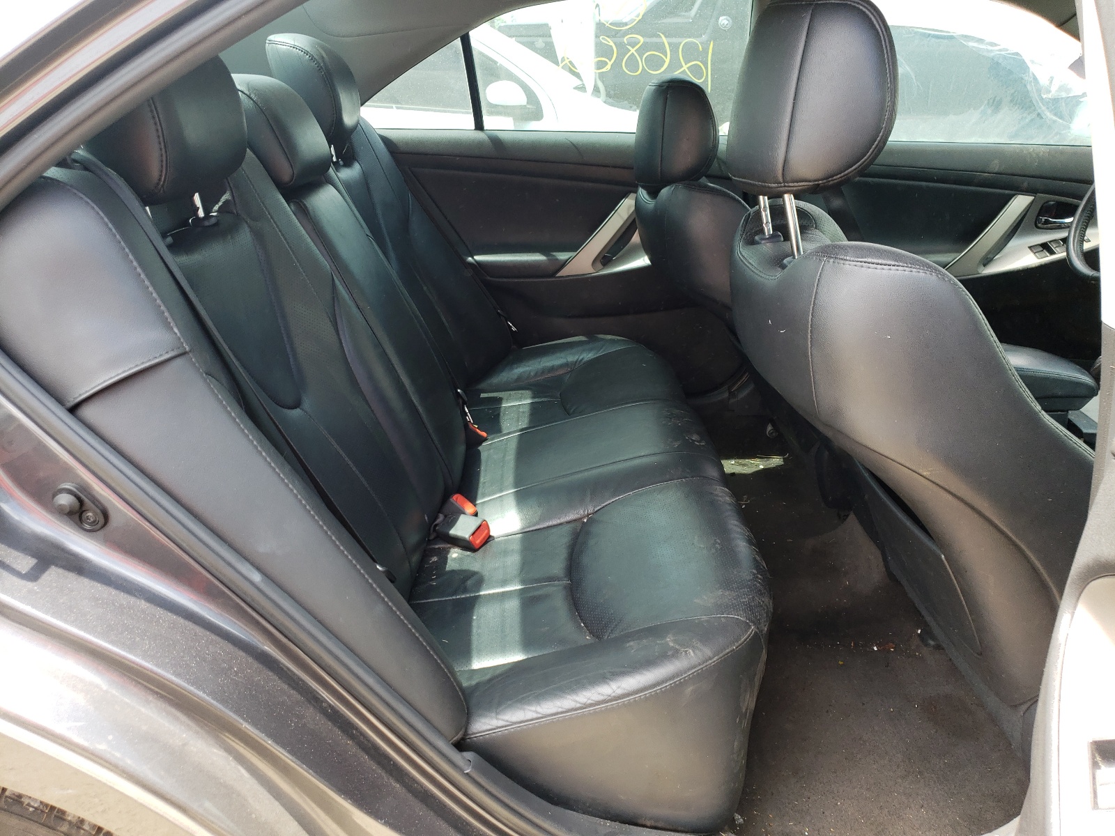 Photo 6 from auction – 2011 TOYOTA CAMRY SE with VIN 4T1BK3EK5BU126862
