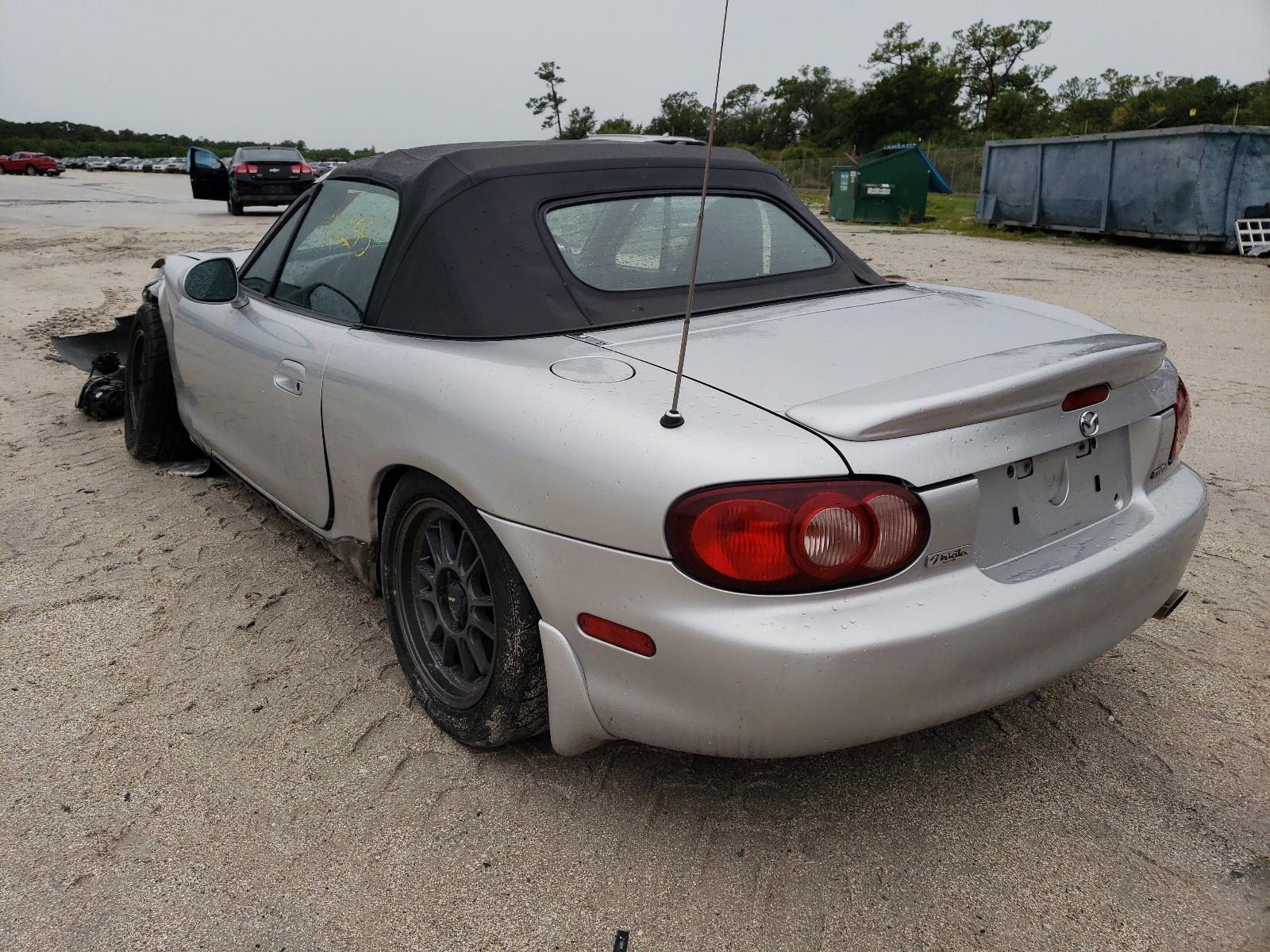 Photo 3 from auction – 2003 MAZDA MX-5 MIATA with VIN JM1NB353630304538