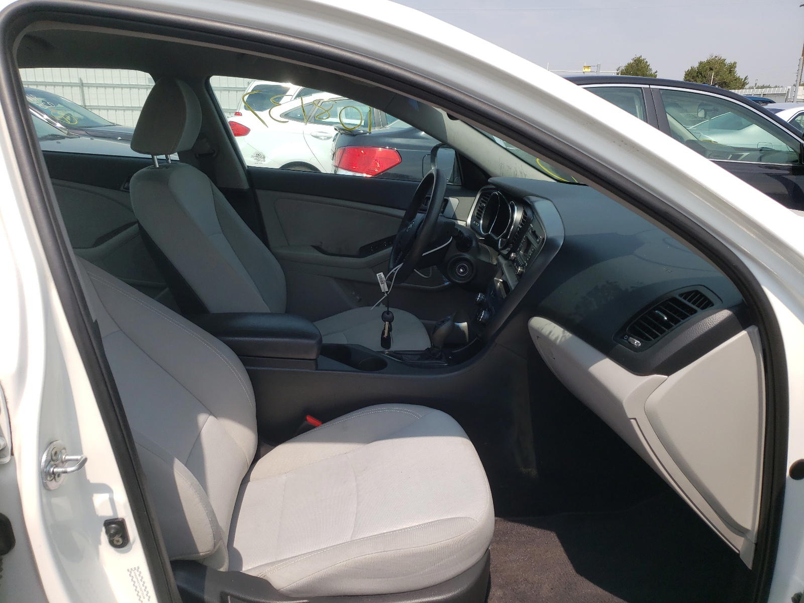 Photo 5 from auction – 2012 KIA OPTIMA LX with VIN KNAGM4A71C5273166