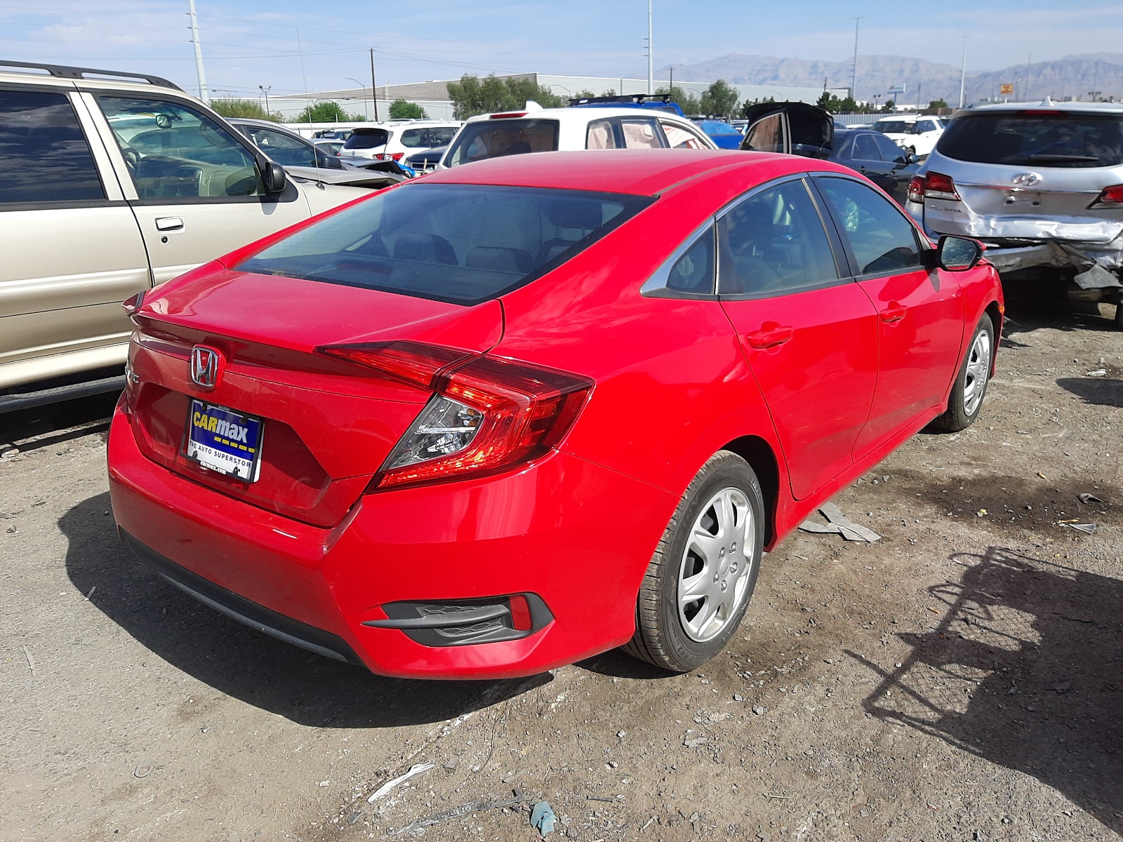 Photo 4 from auction – 2016 HONDA CIVIC LX with VIN 2HGFC2F52GH541770