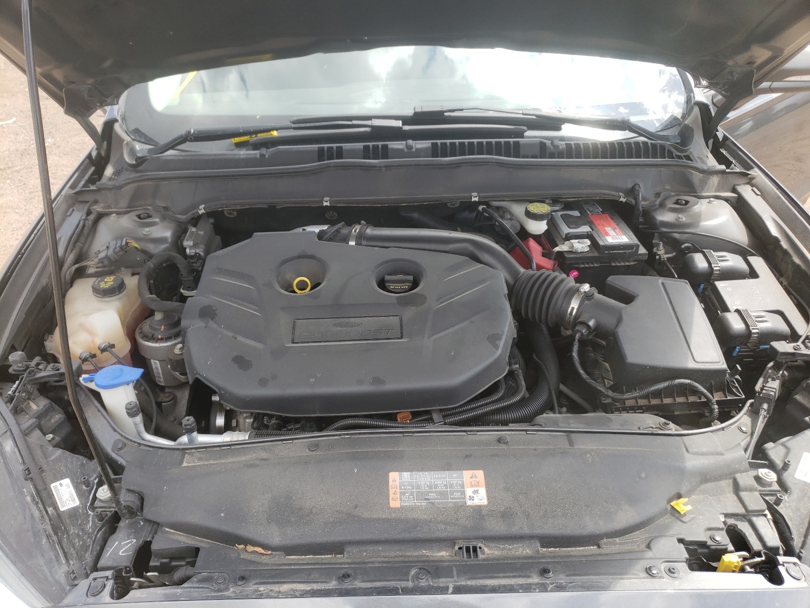 Photo 7 from auction – 2016 FORD FUSION SE with VIN 3FA6P0T9XGR355516